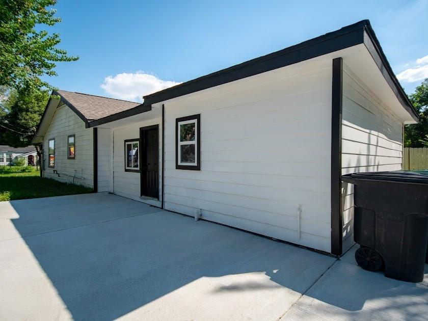 6802 Eastwood Street