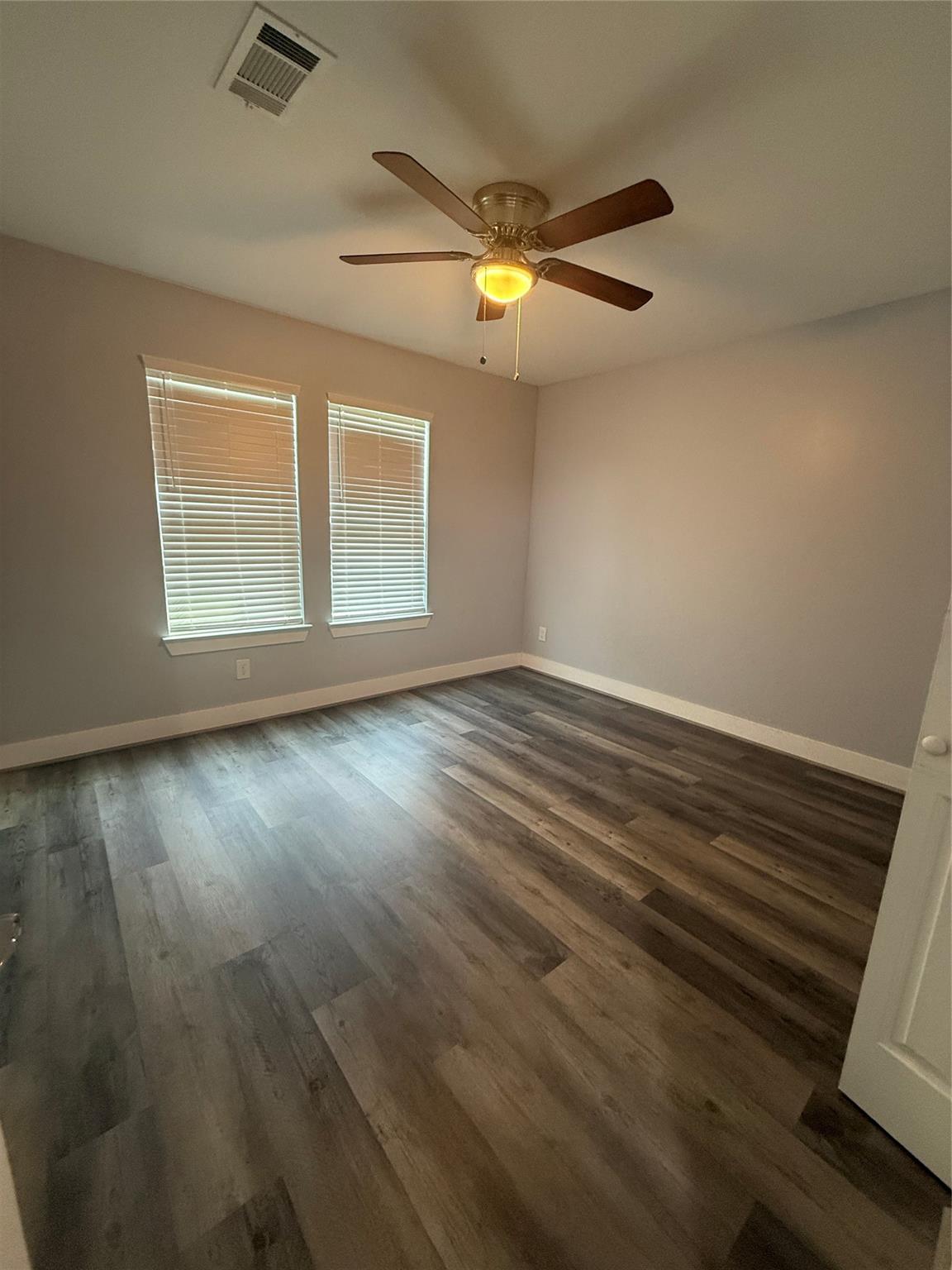 6712 Eastwood Street