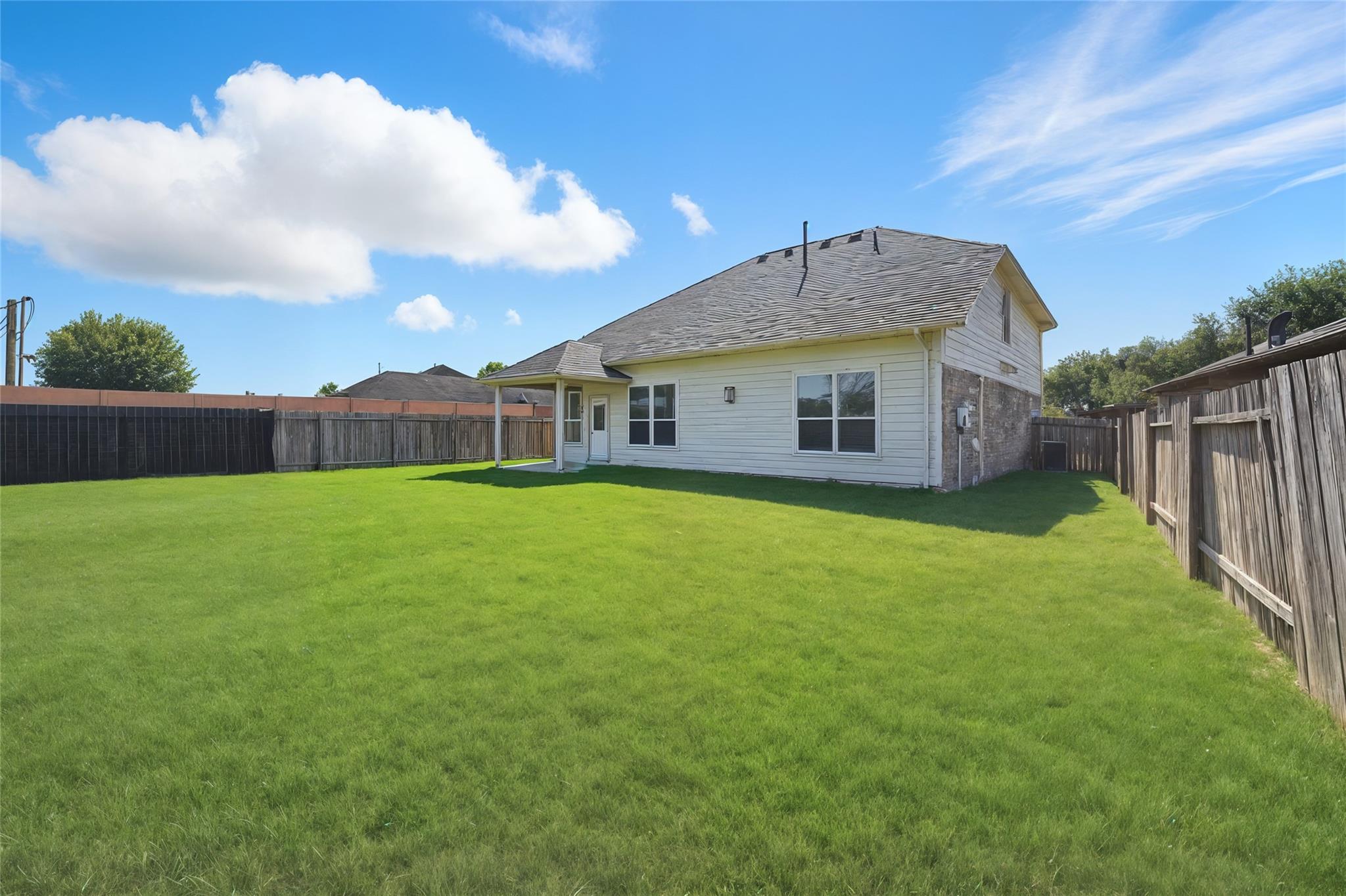 2551 Marquette Trail
