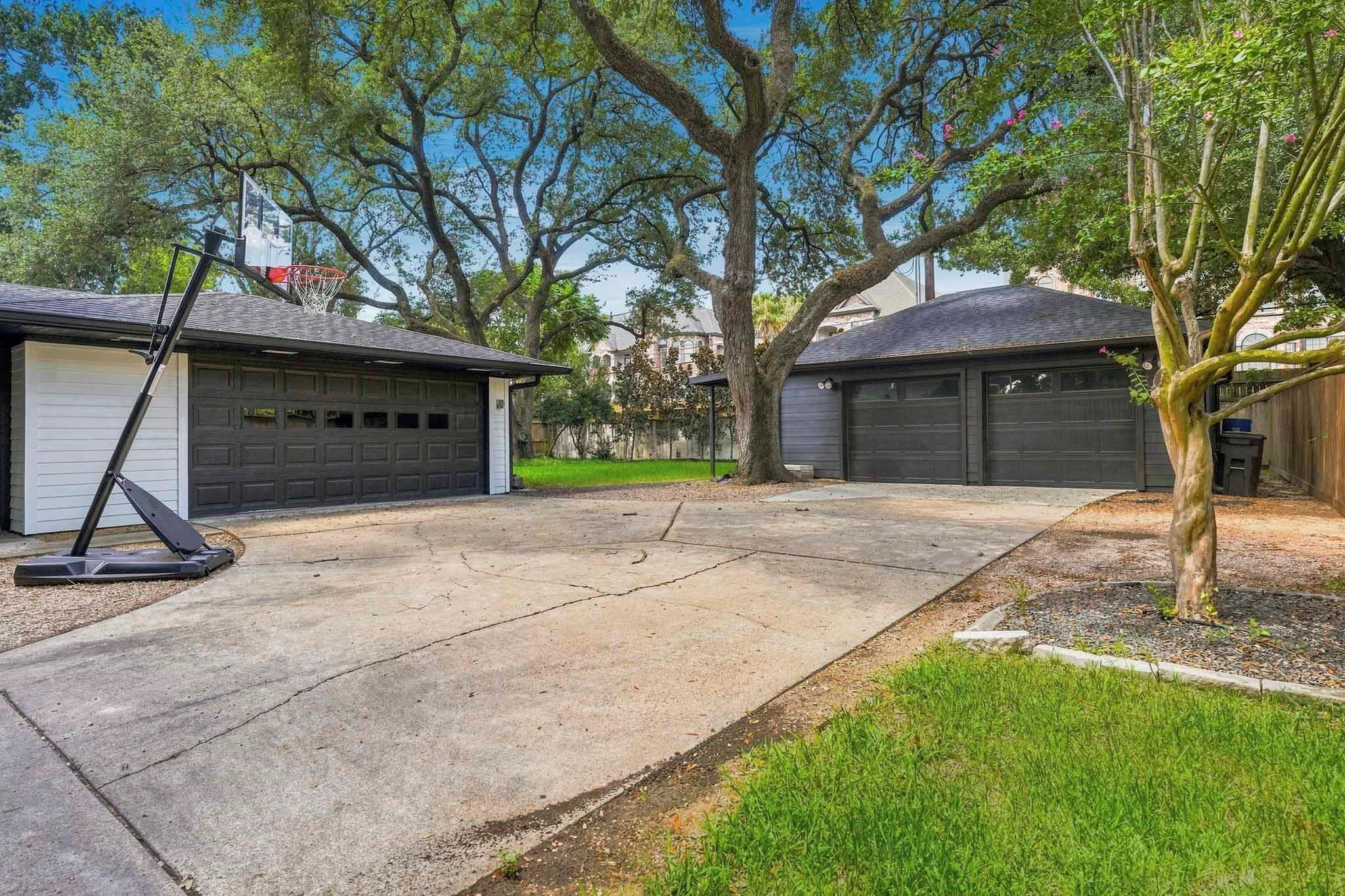2302 Chimney Rock Road