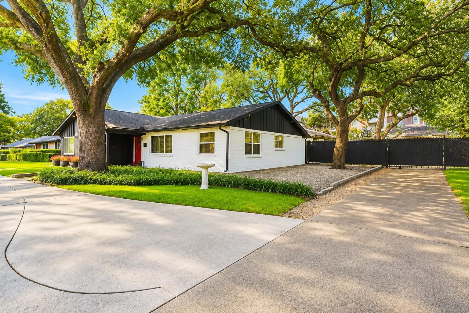 2302 Chimney Rock Road