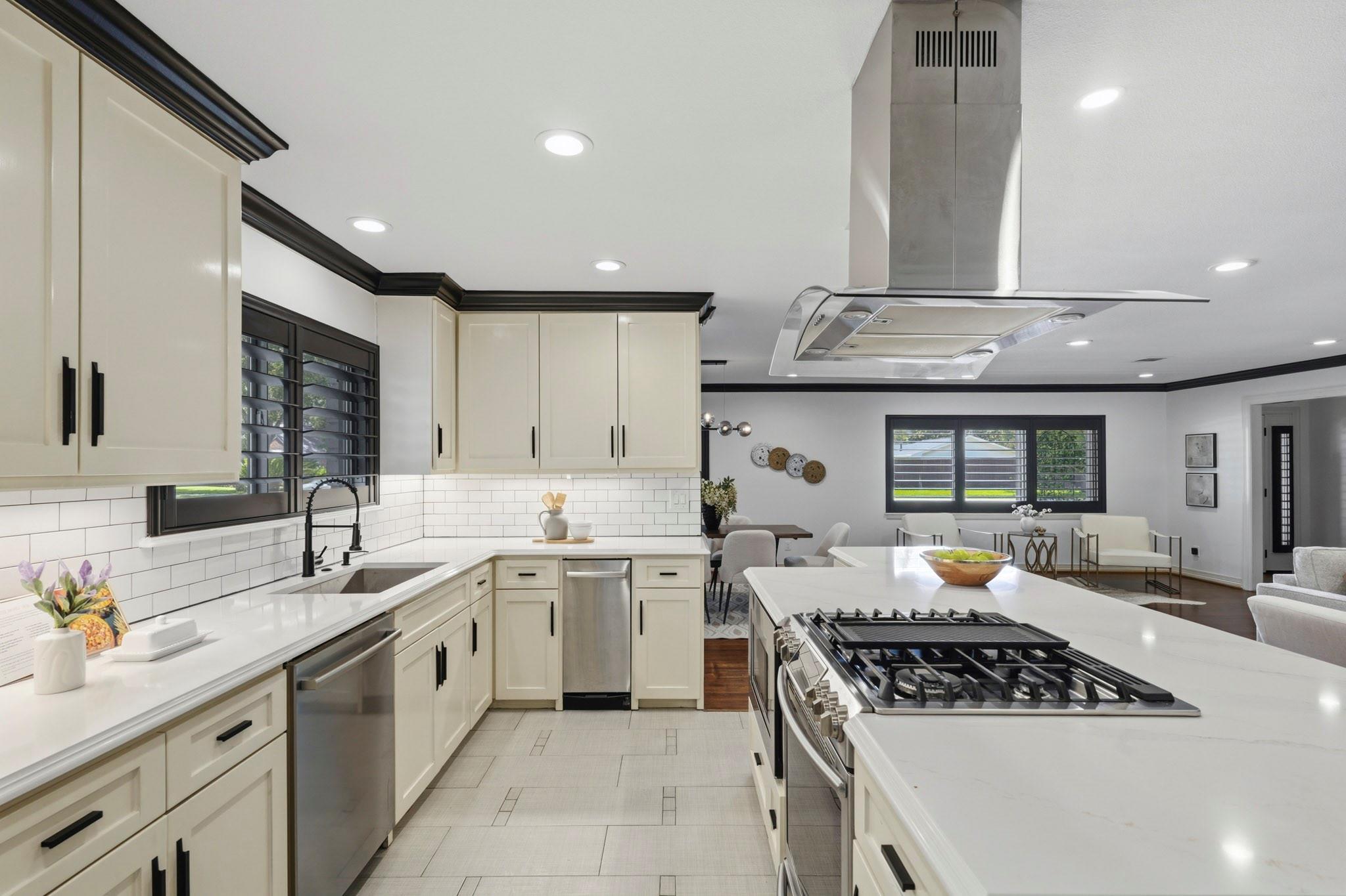 2302 Chimney Rock Road