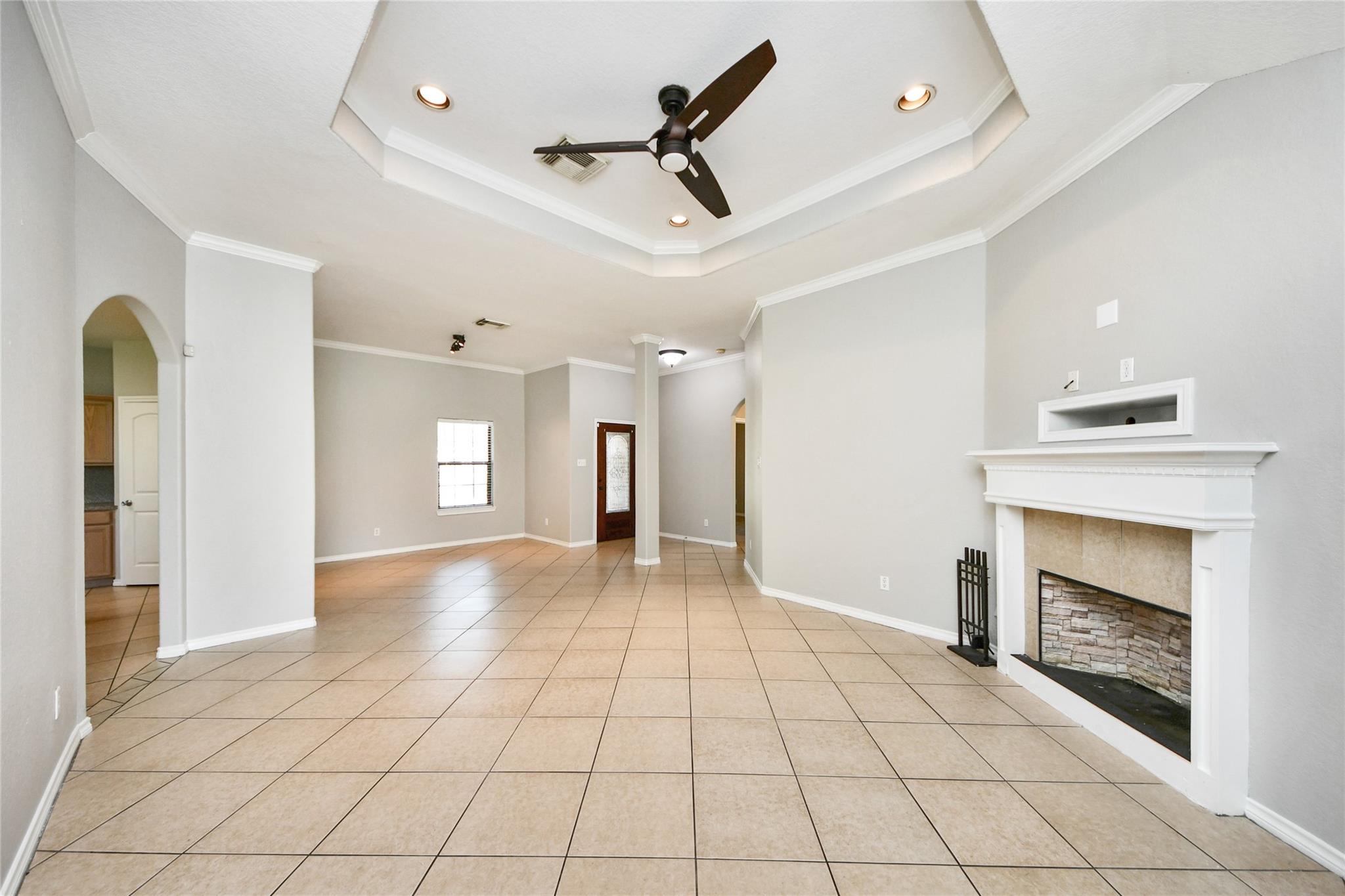 11004 San Jacinto Drive