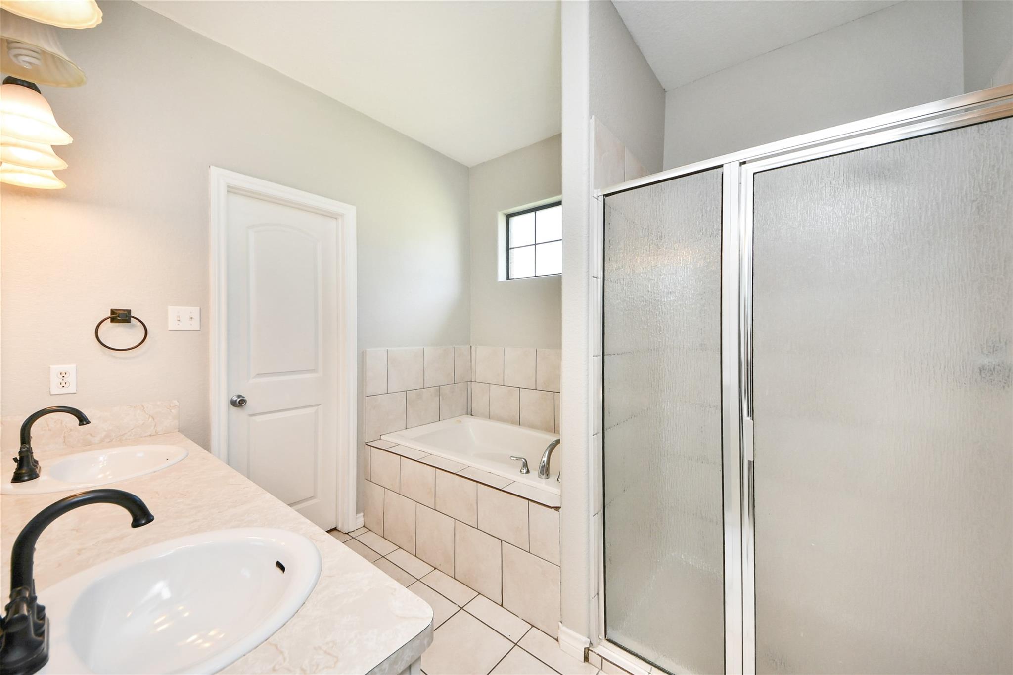 11004 San Jacinto Drive