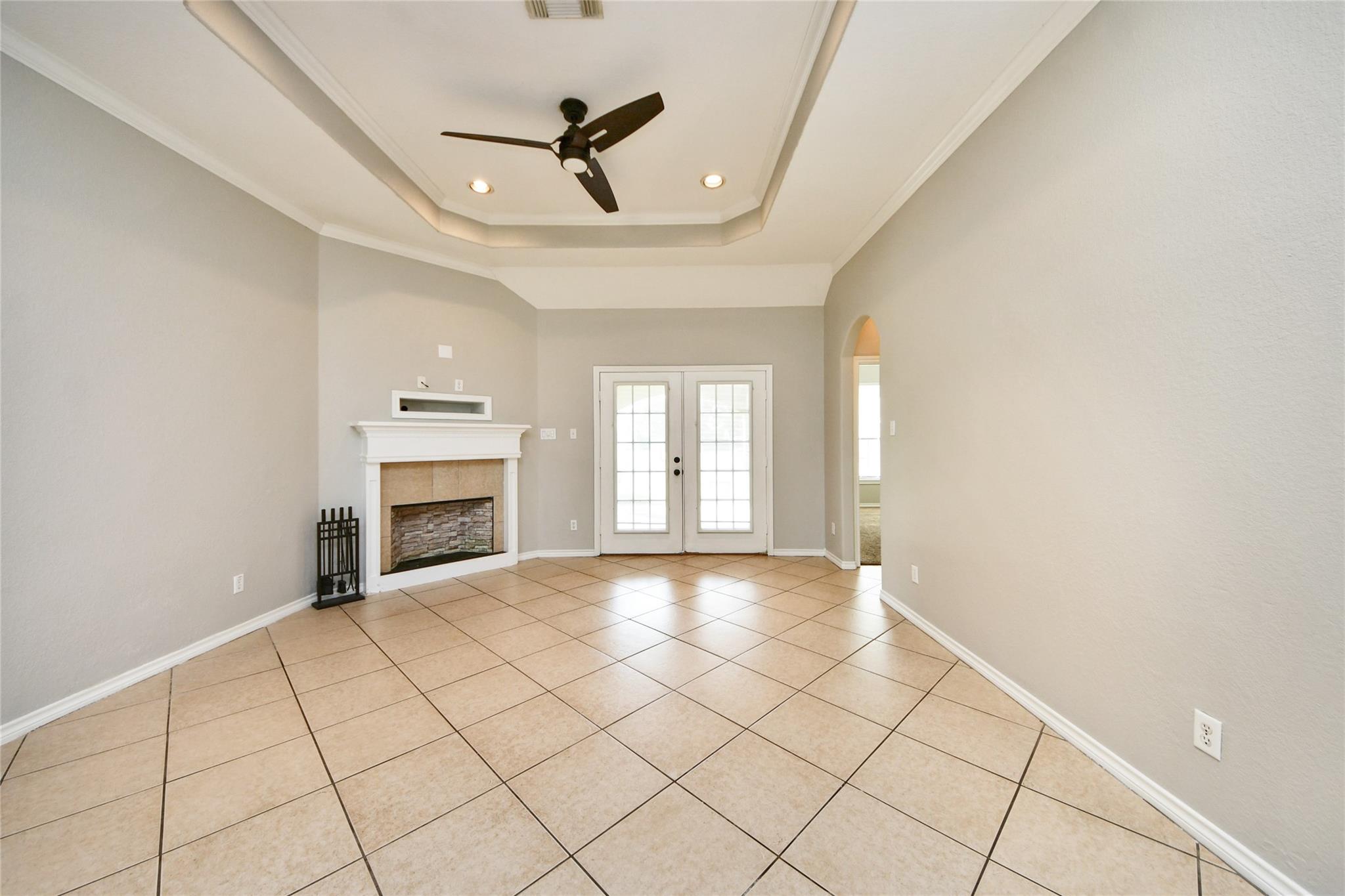 11004 San Jacinto Drive