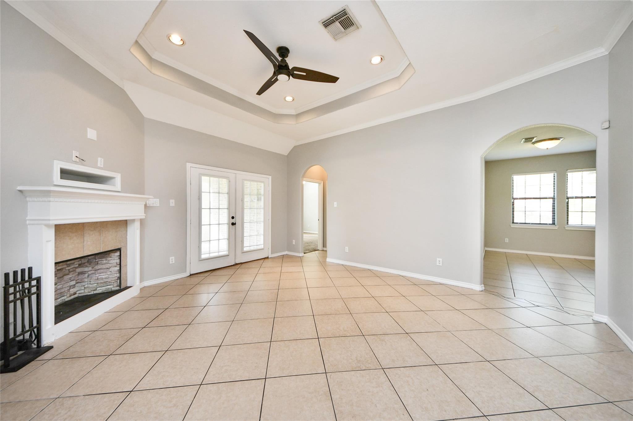 11004 San Jacinto Drive