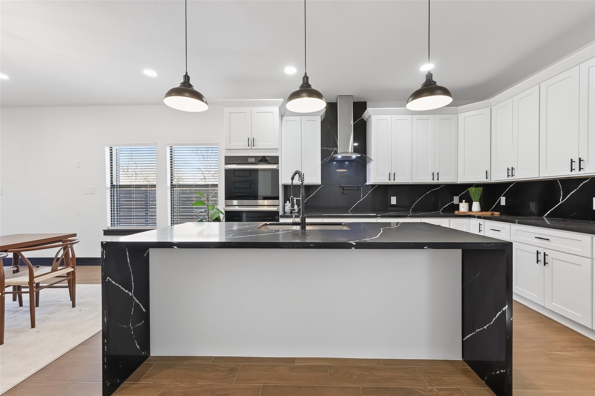 4929 Wilmington St A/B Street