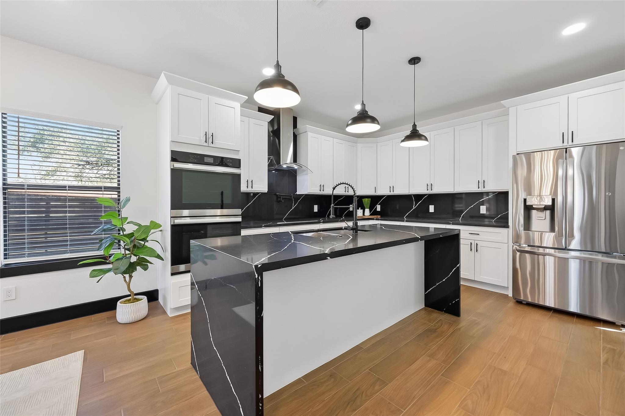 4929 Wilmington St A/B Street