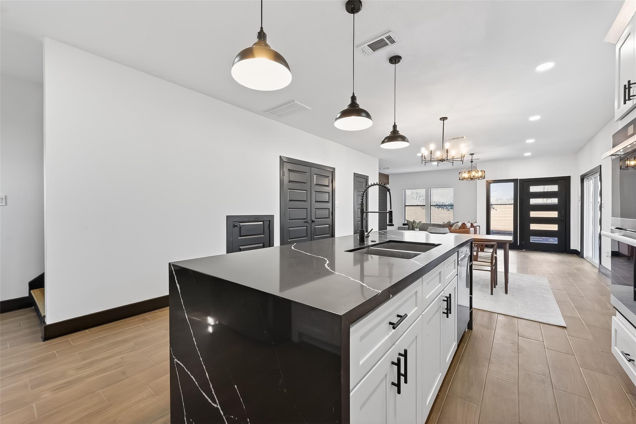 4929 Wilmington St A/B Street