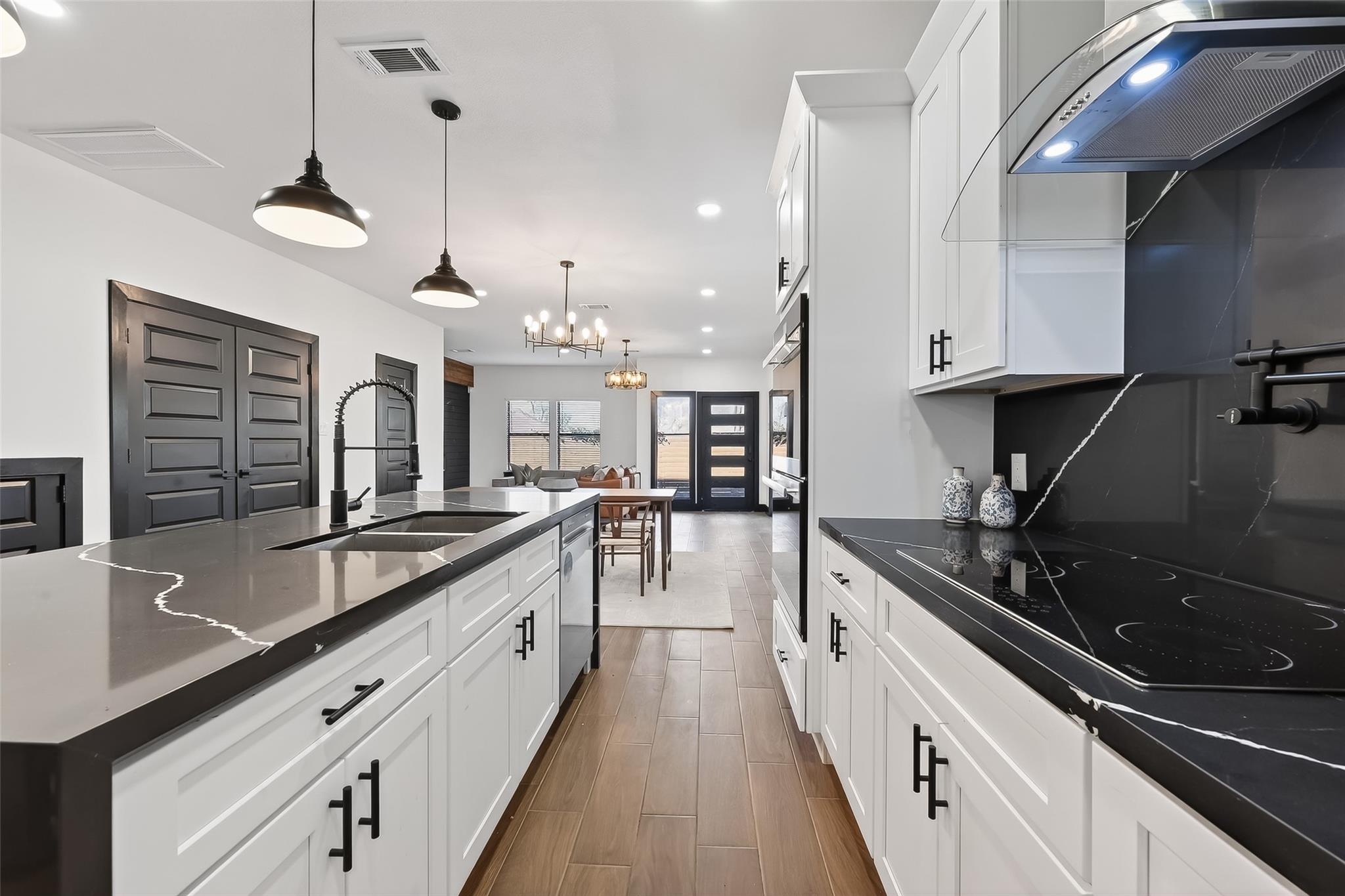 4929 Wilmington St A/B Street