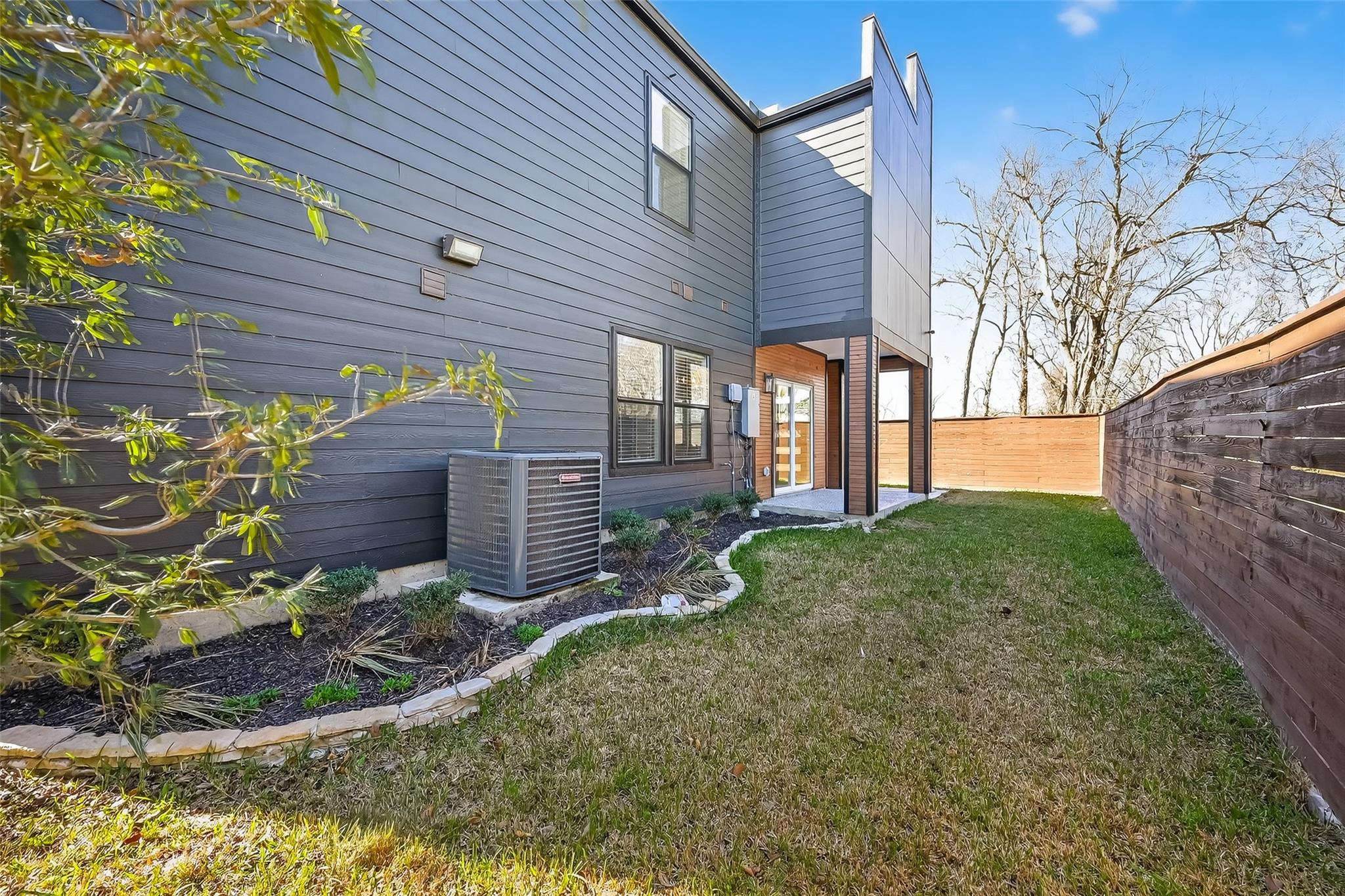 4929 Wilmington St A/B Street