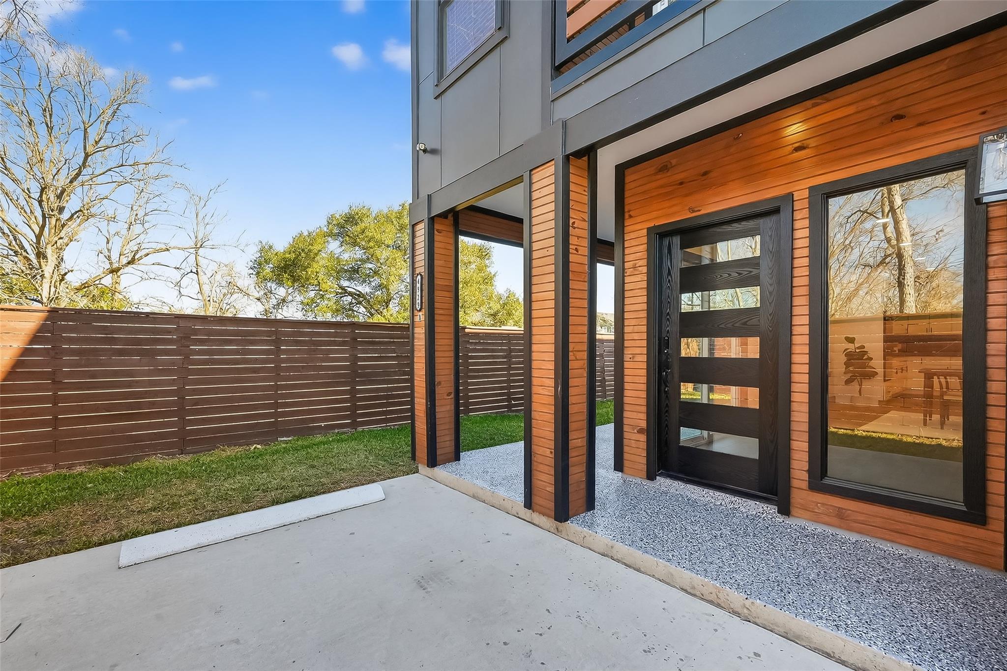 4929 Wilmington St A/B Street