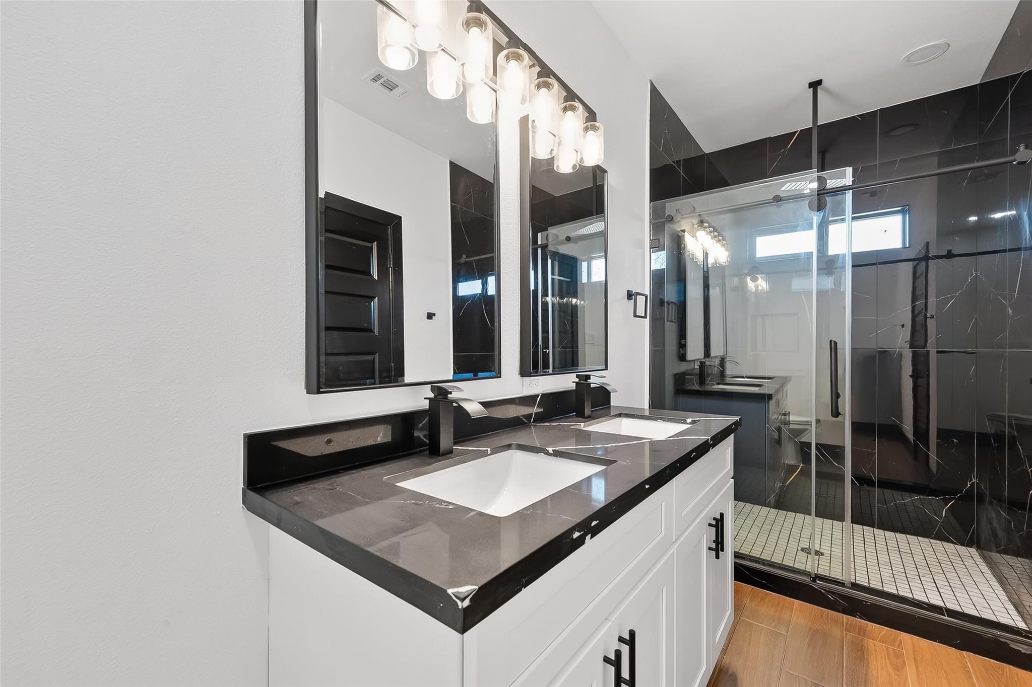 4929 Wilmington St A/B Street