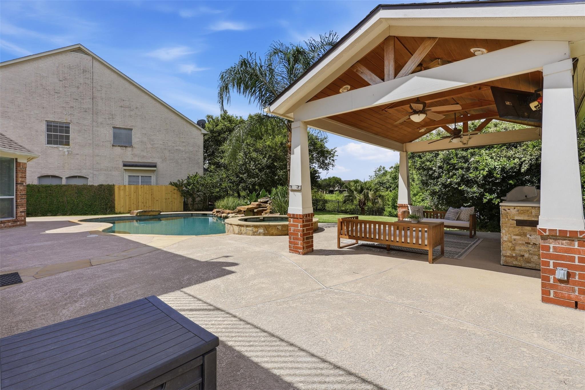 3002 Lacewood Court