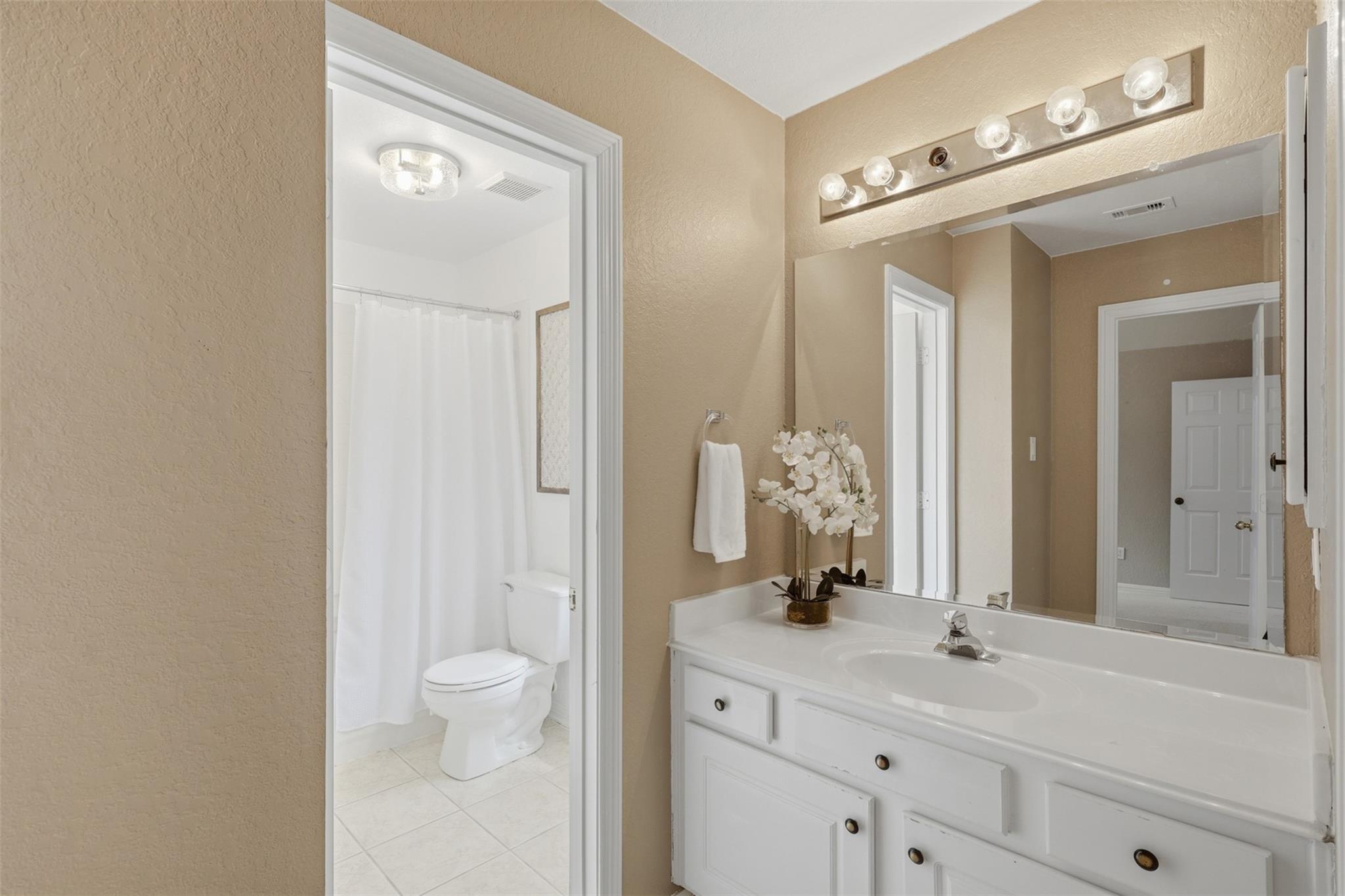 3002 Lacewood Court