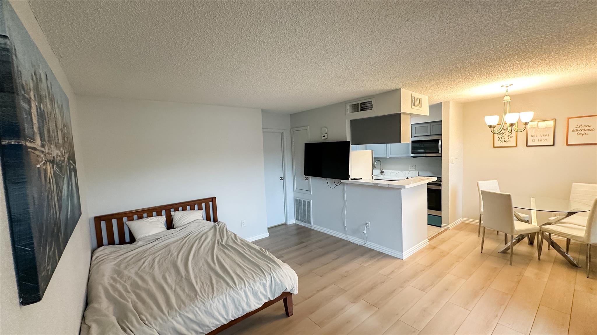 2120 El Paseo Street # 609
