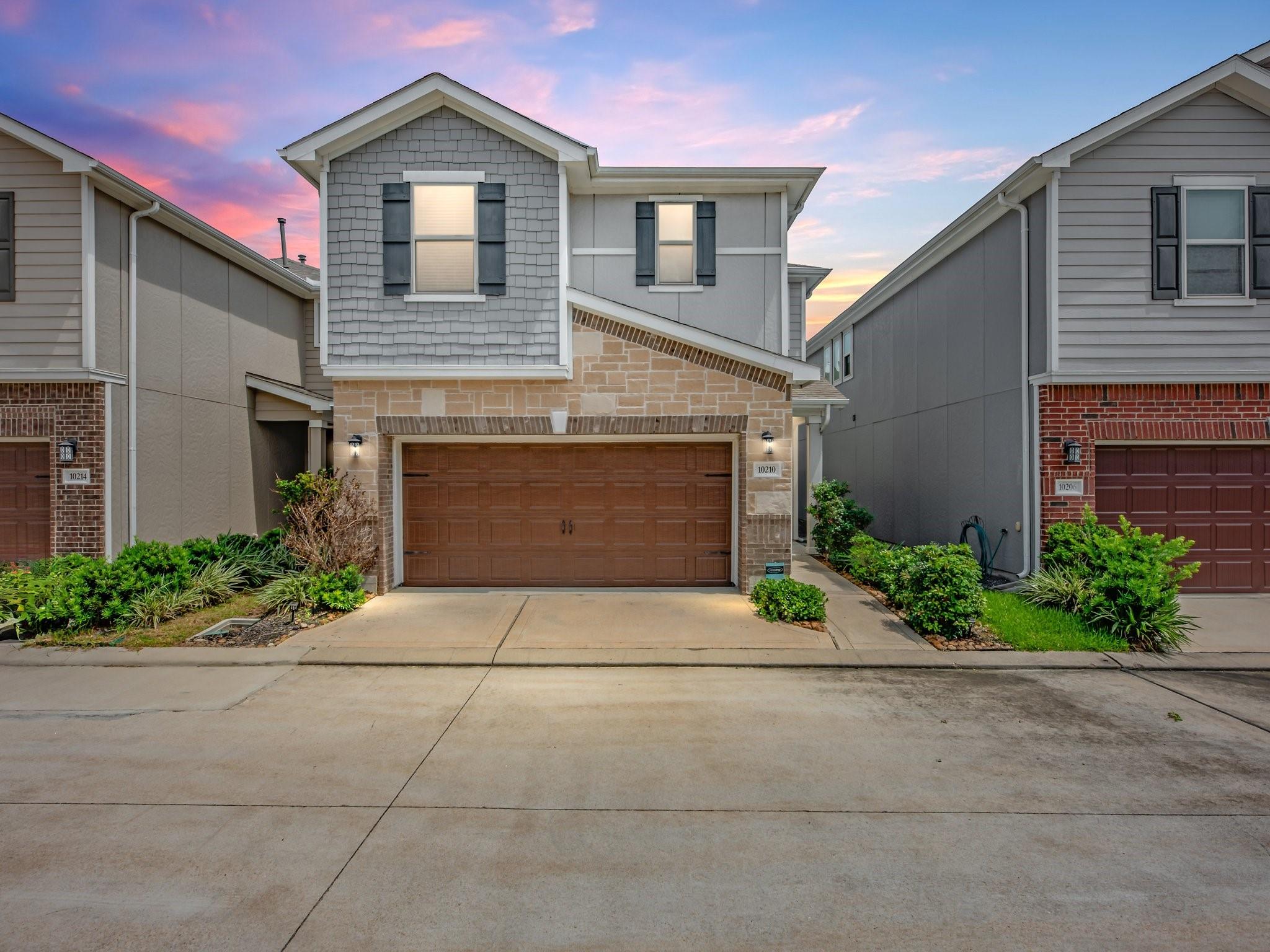 10210 Pinewood Fox Drive