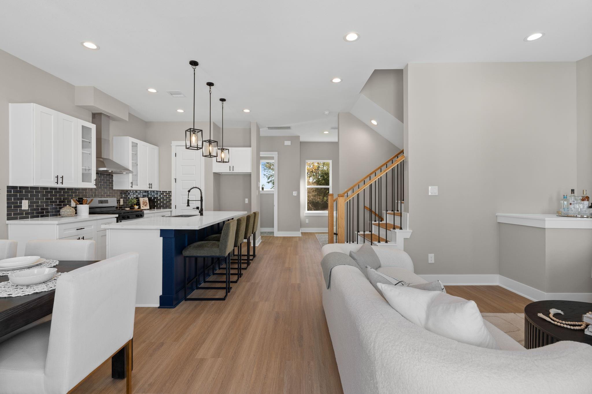 5828 Highland Sun Lane