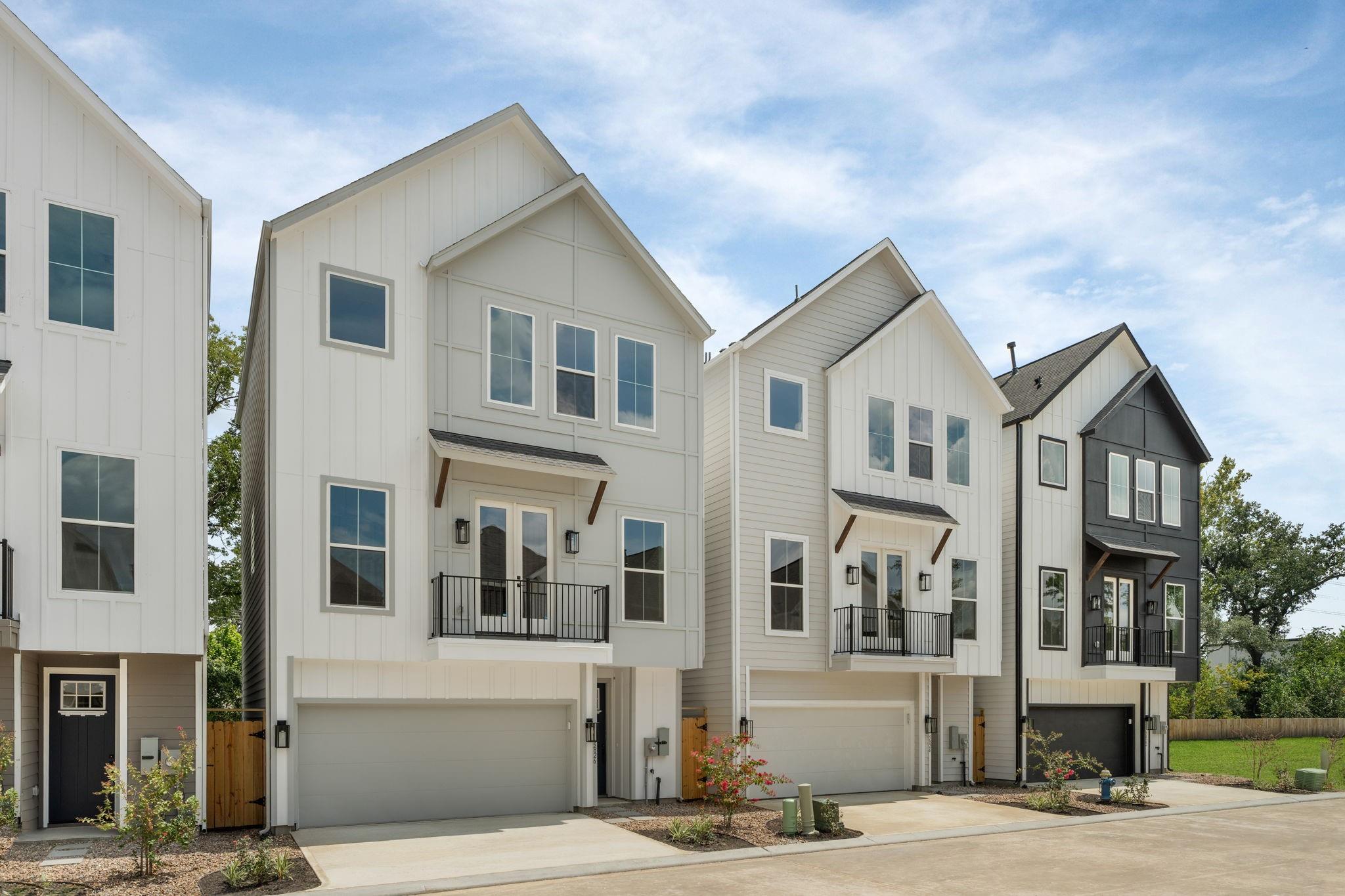 5828 Highland Sun Lane