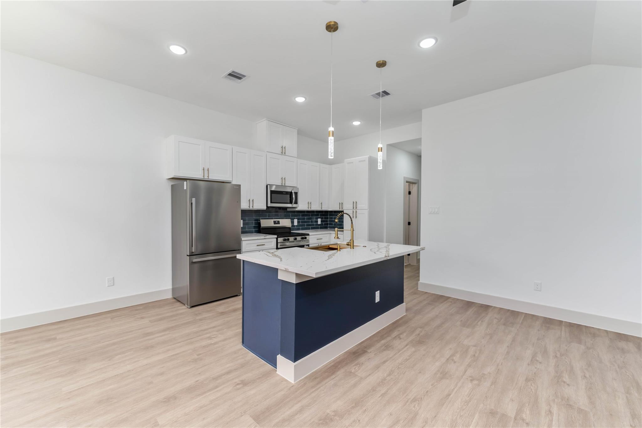 9005 Nyssa Street # B