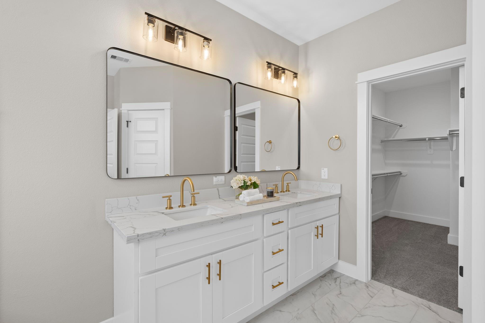 5822 Highland Sun Lane