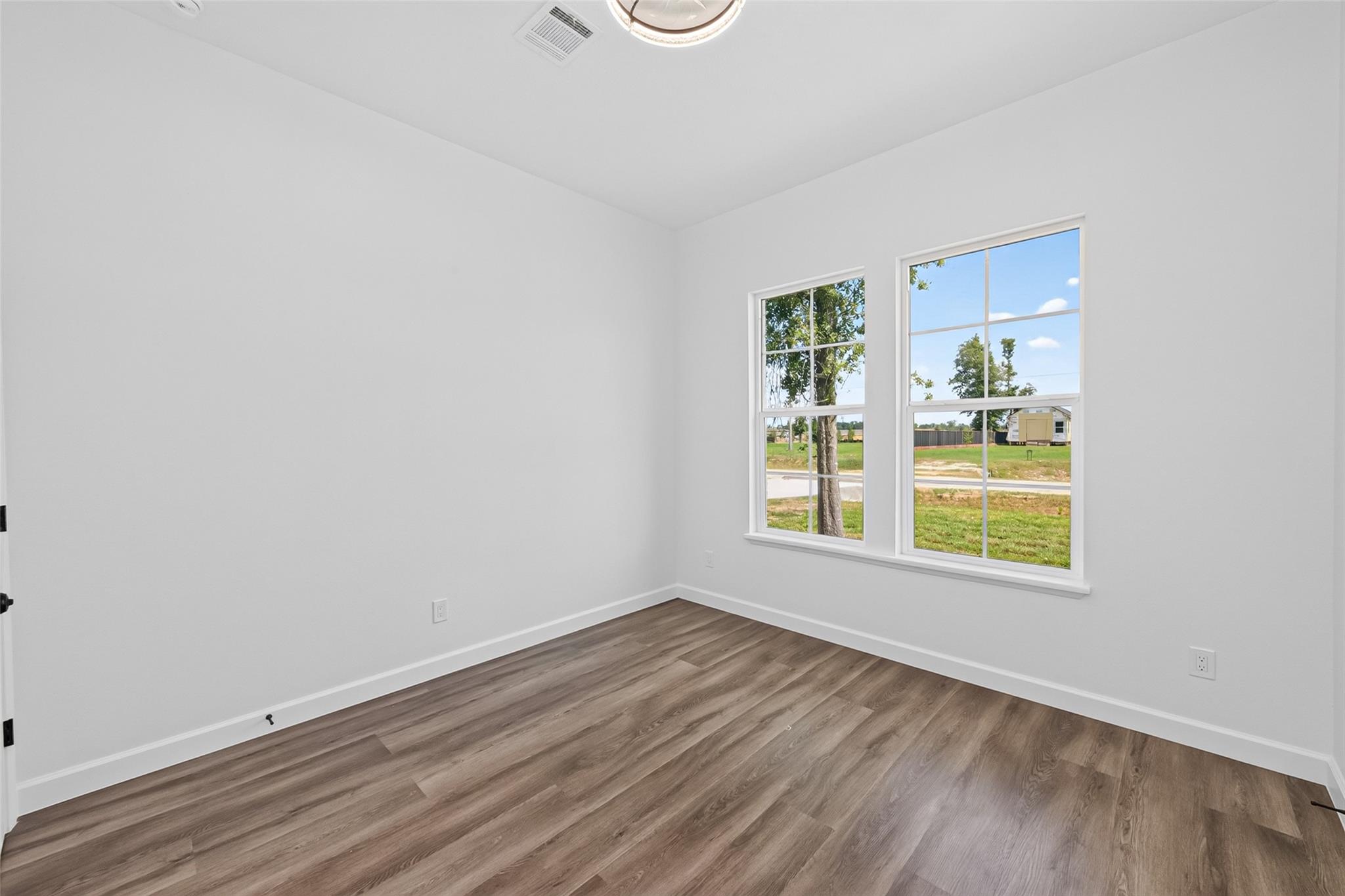 1118 Peter Pine Street