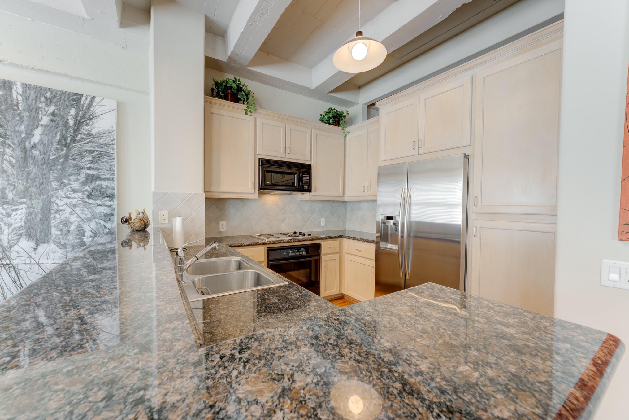 1120 Texas Street # 5D