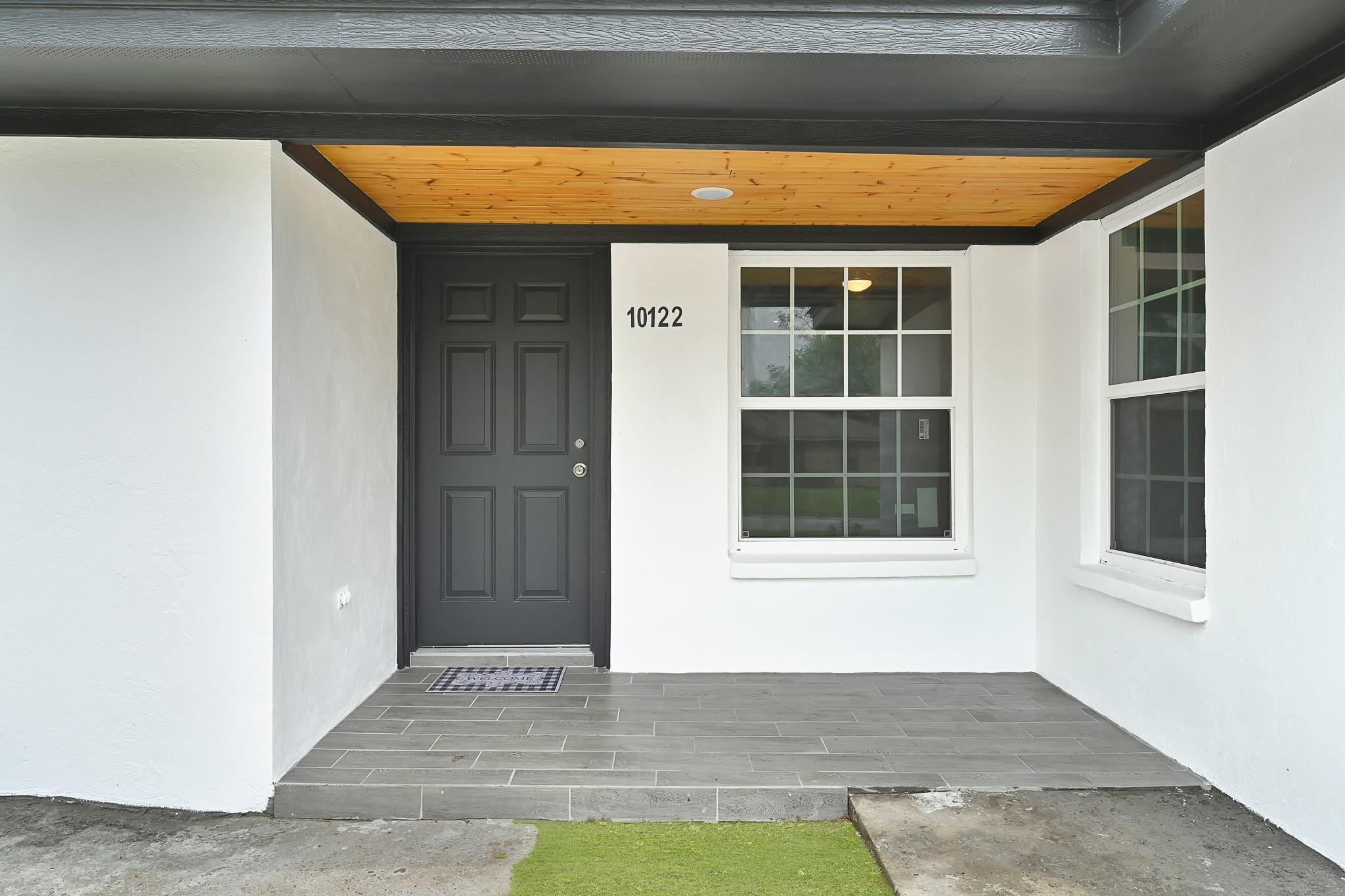 10122 Rockaway Drive