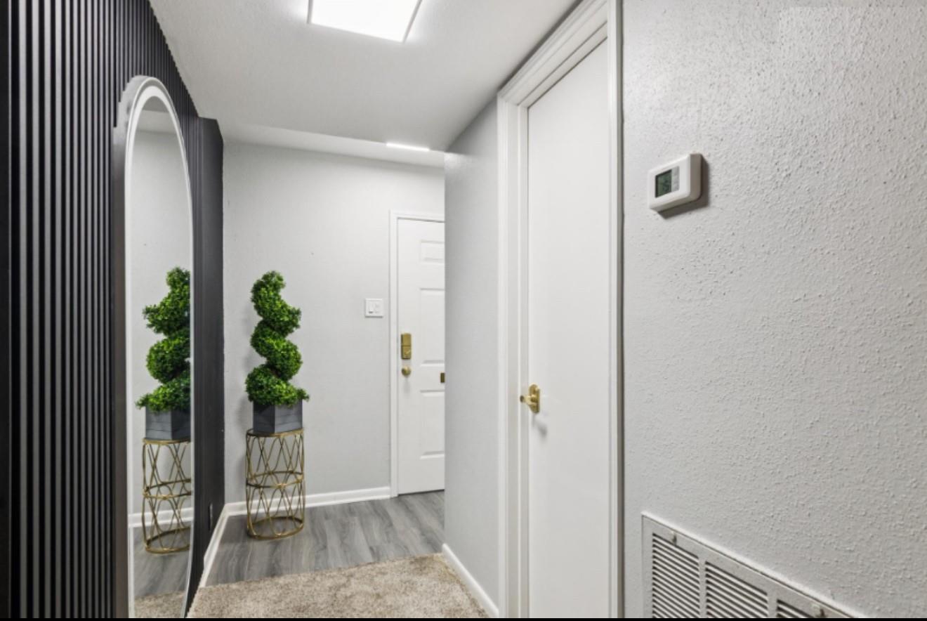 6429 Burgoyne Road # 15