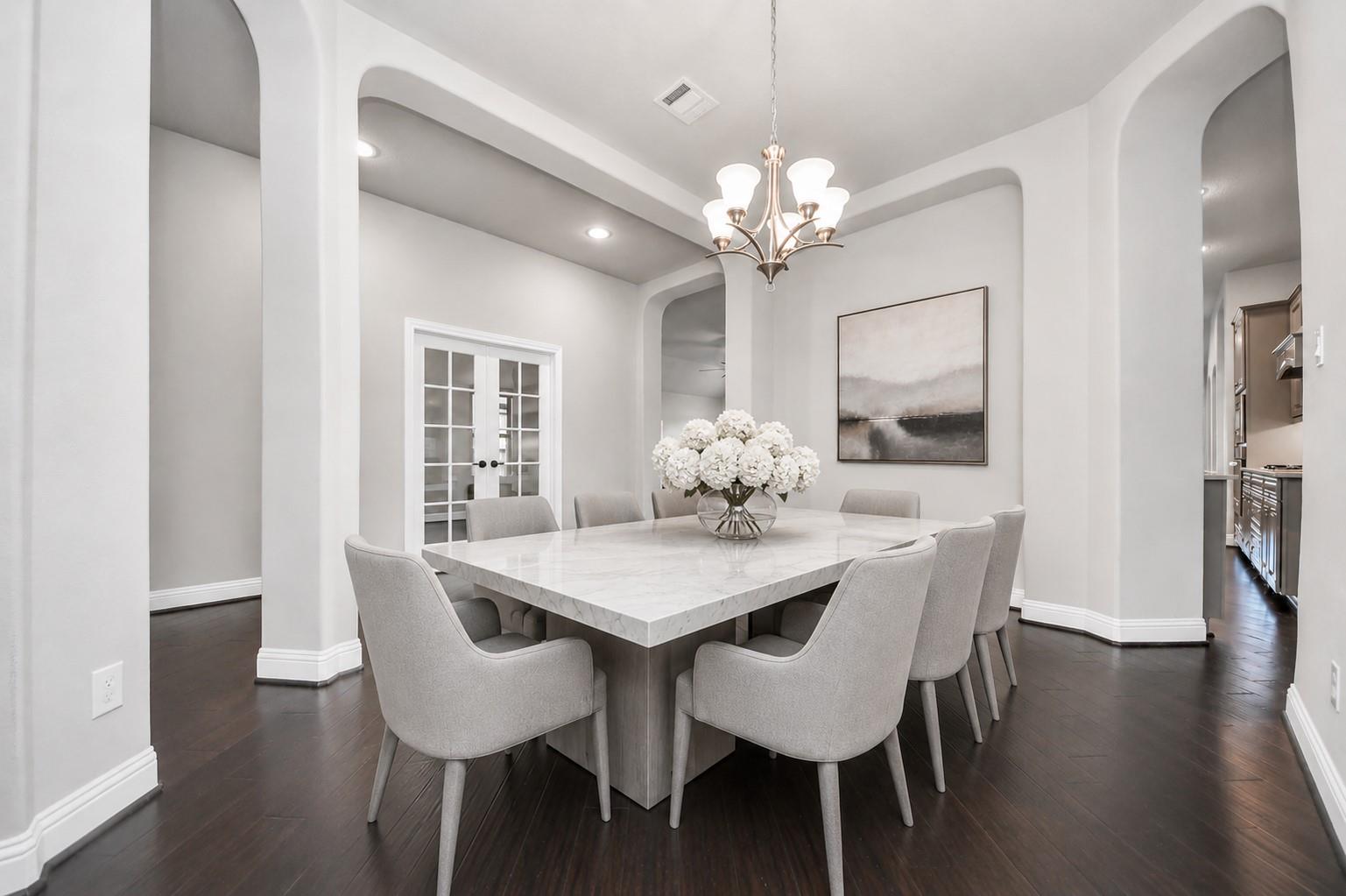 6243 Garden Lakes Lane