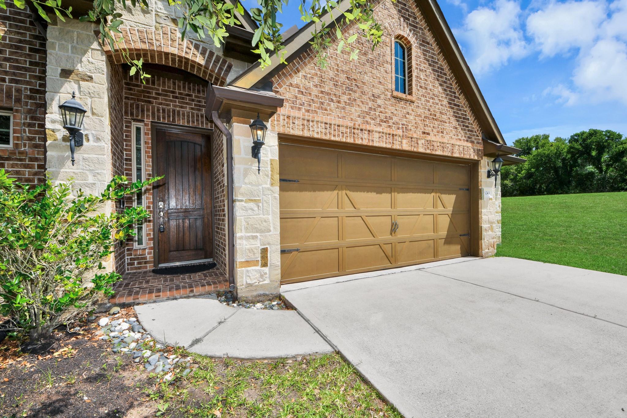 6243 Garden Lakes Lane