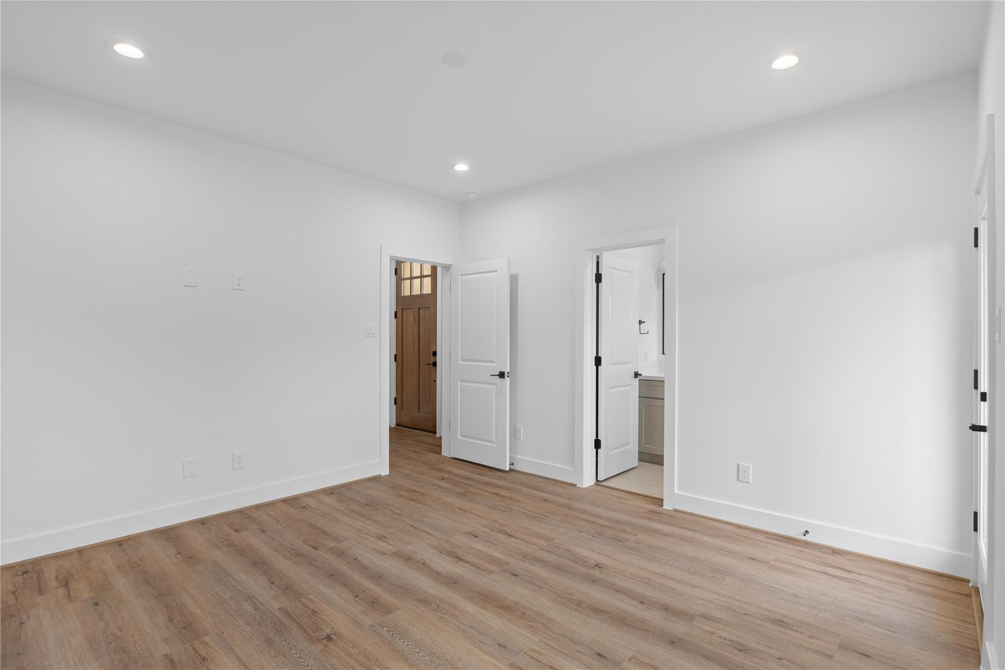826 Curtin Street # F