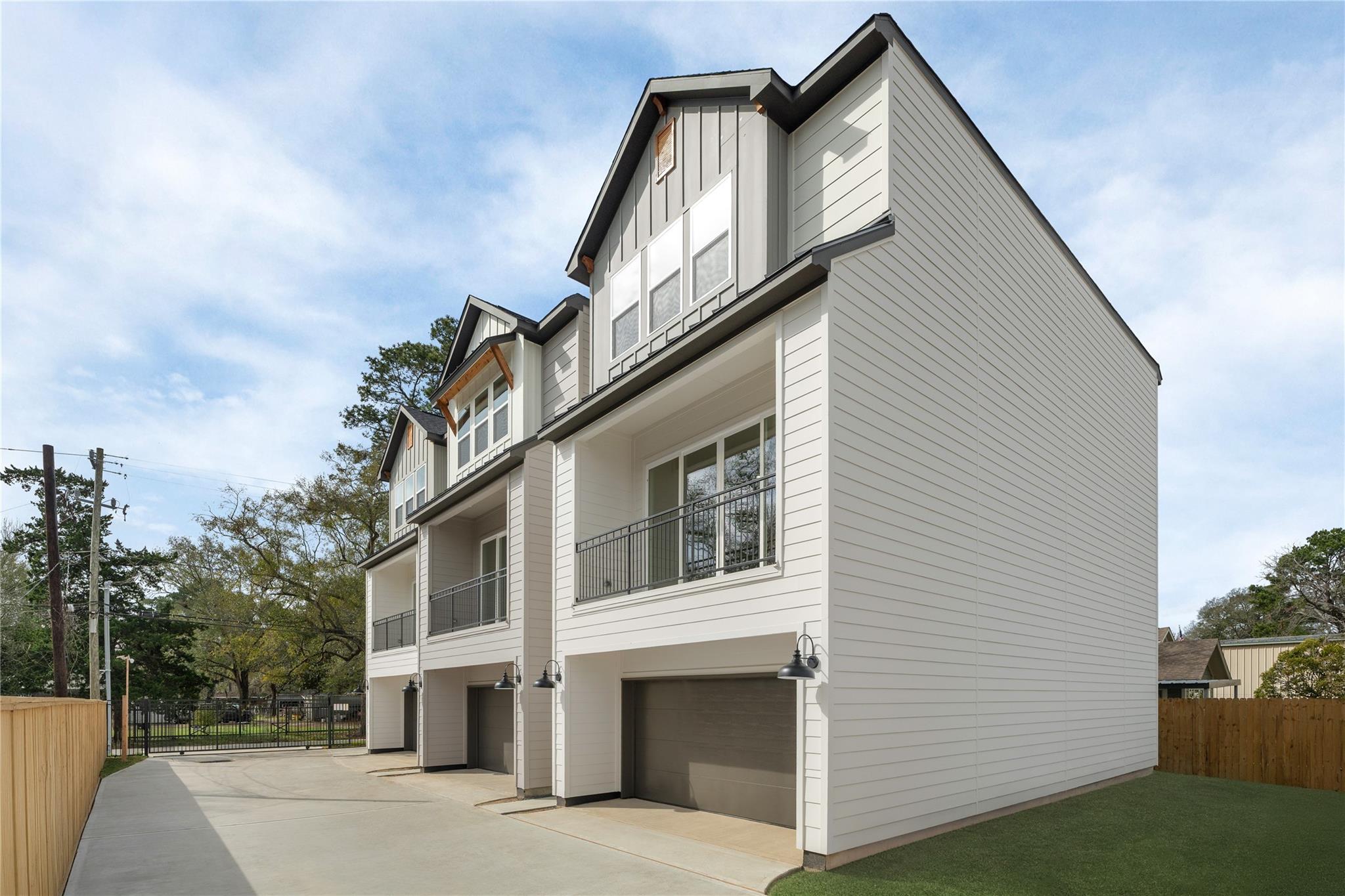 826 Curtin Street # F
