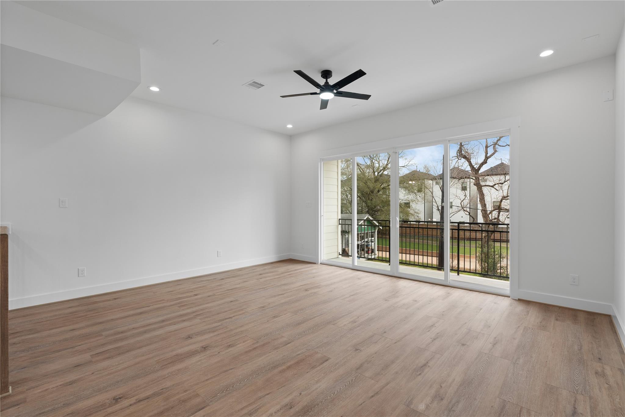 826 Curtin Street # F
