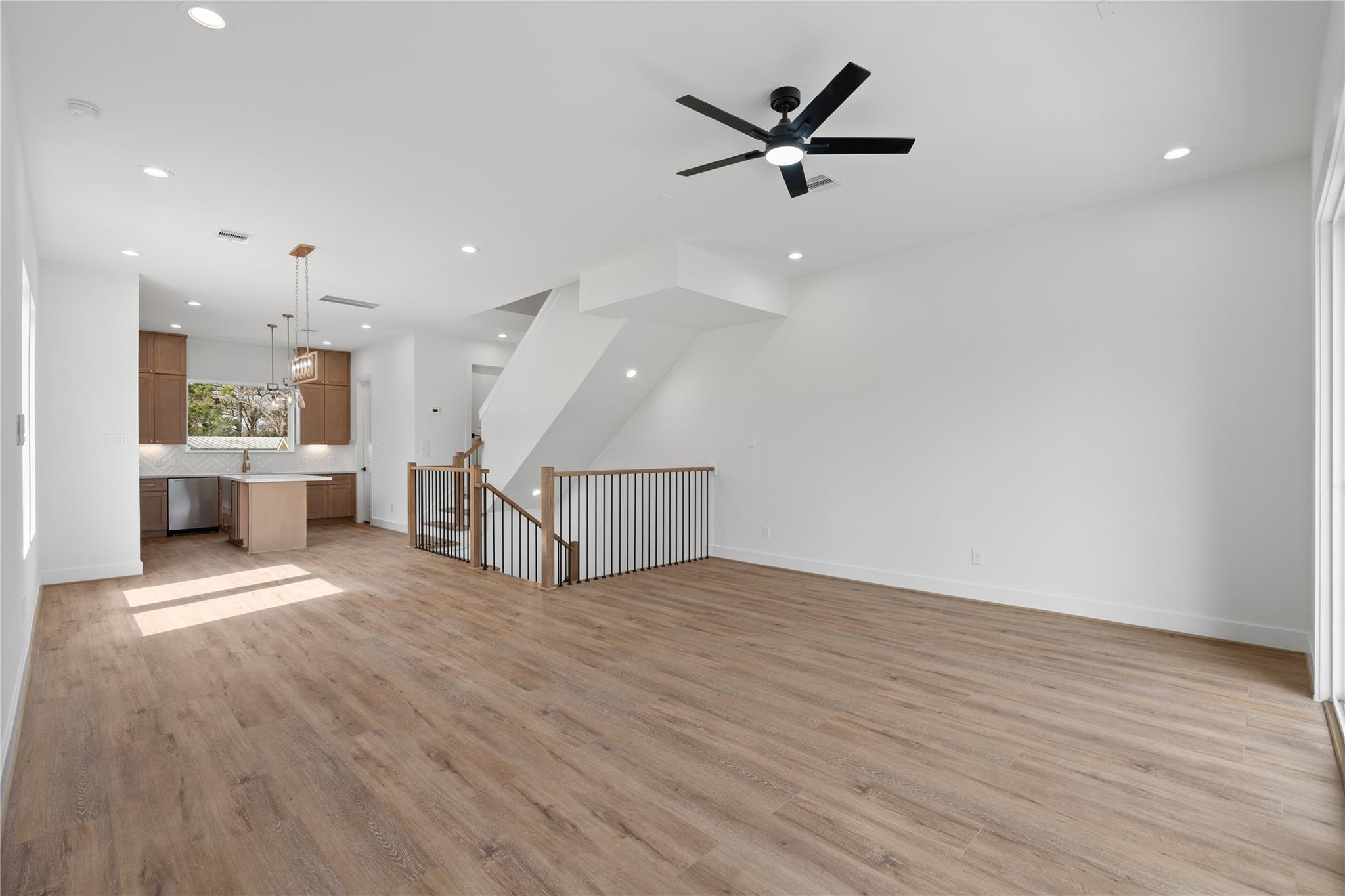 826 Curtin Street # F