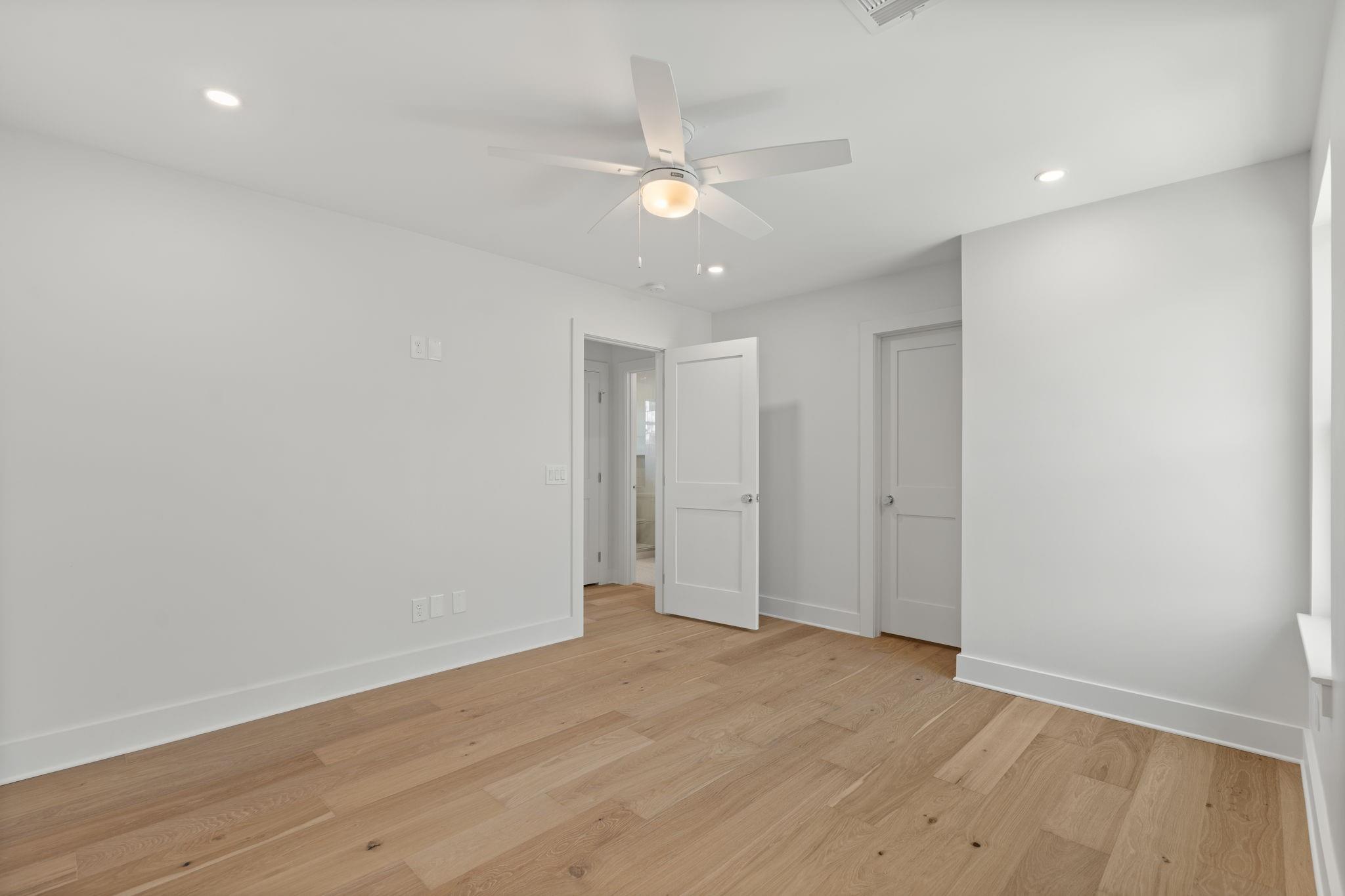 1011 W Cottage Street, Houston