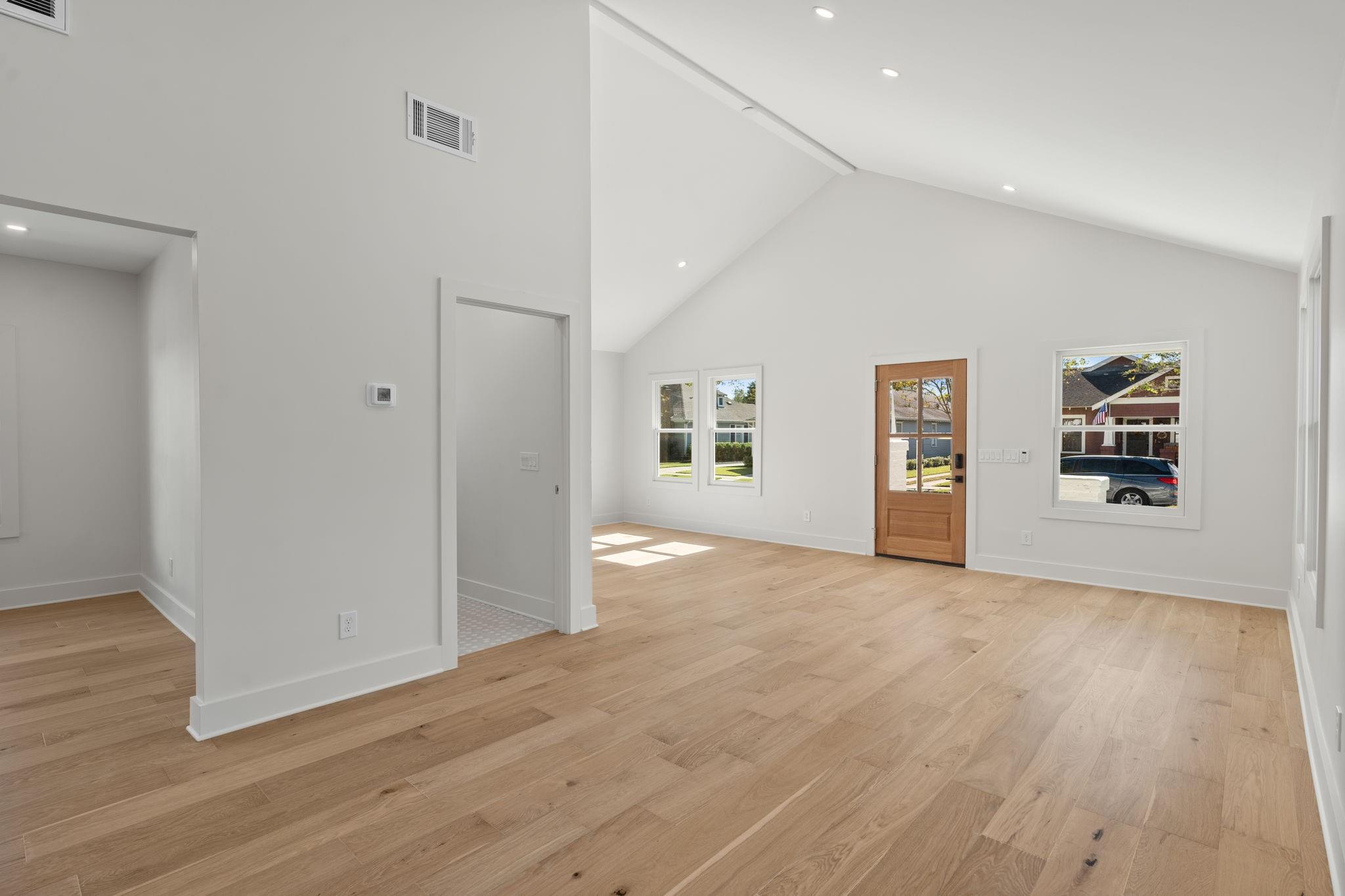 1011 W Cottage Street, Houston