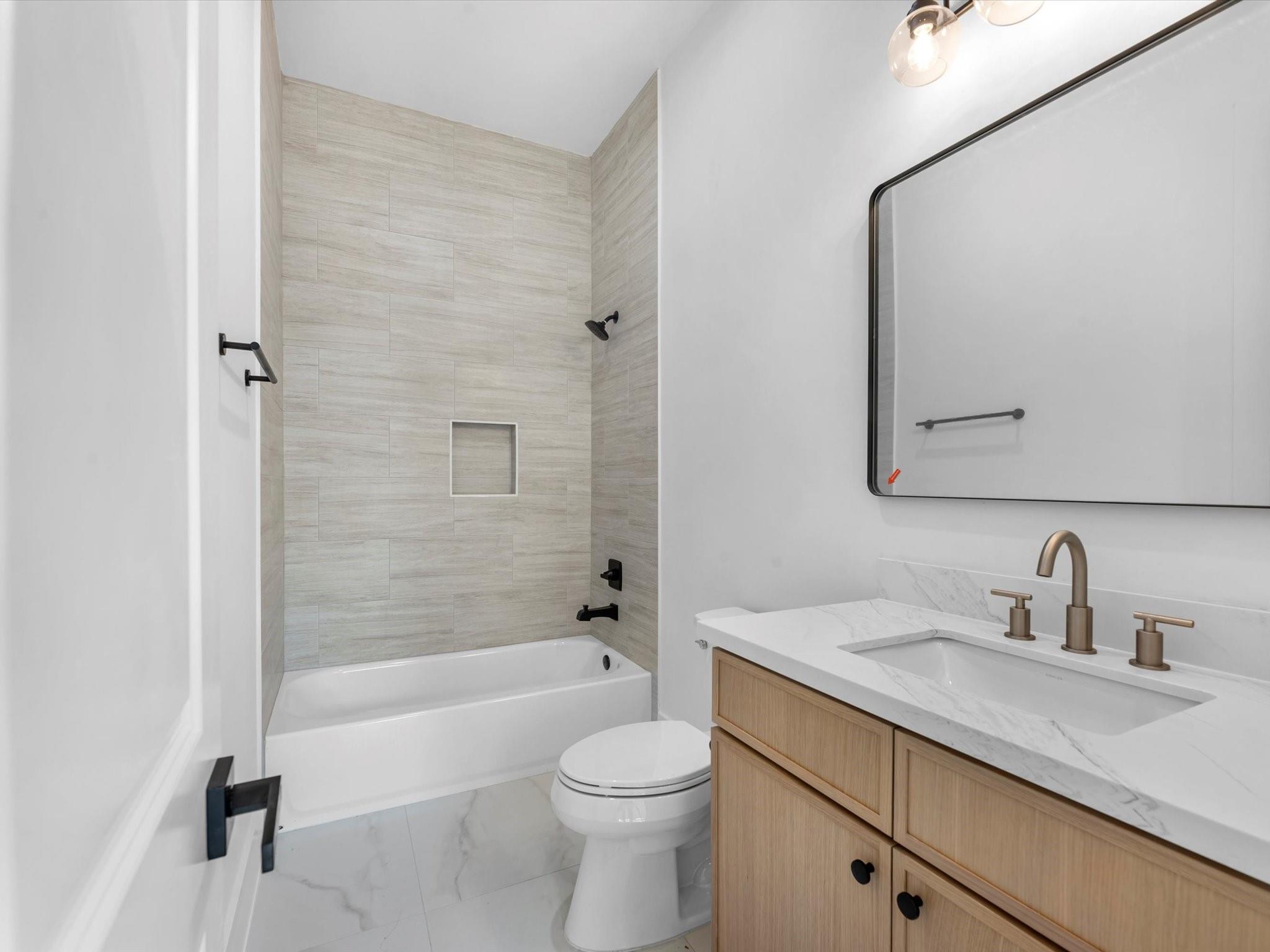 811 Woodstock Street