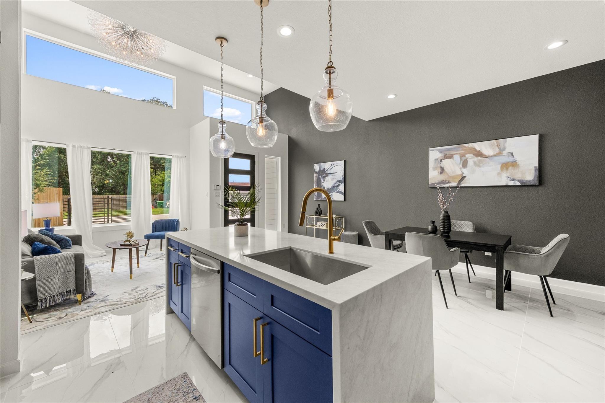 5602 Pershing Way