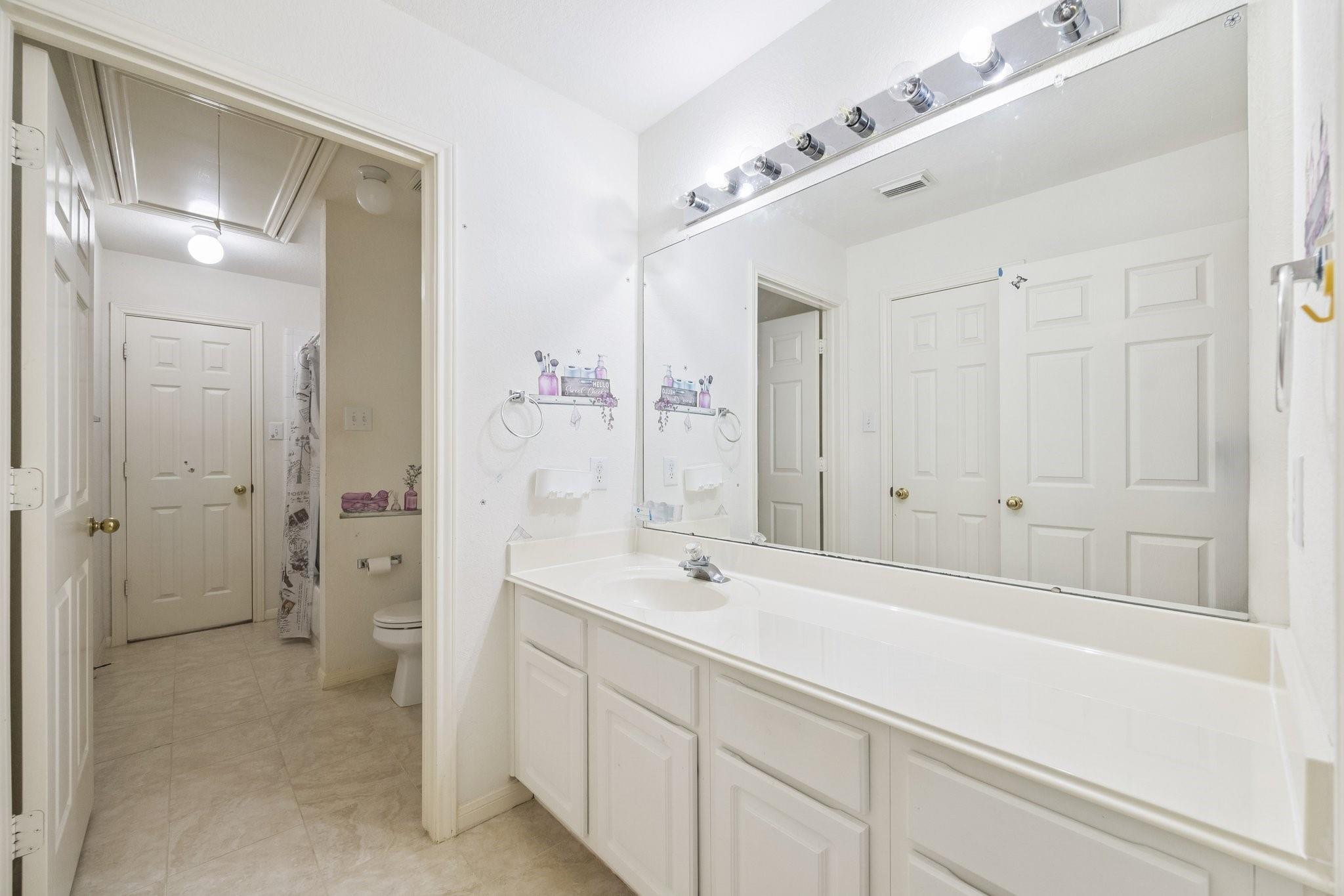 5543 Morgan Park Lane