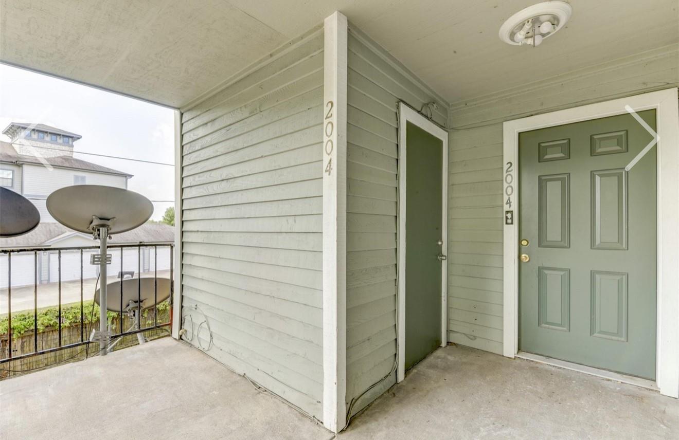 7200 W T C Jester Blvd # 2004