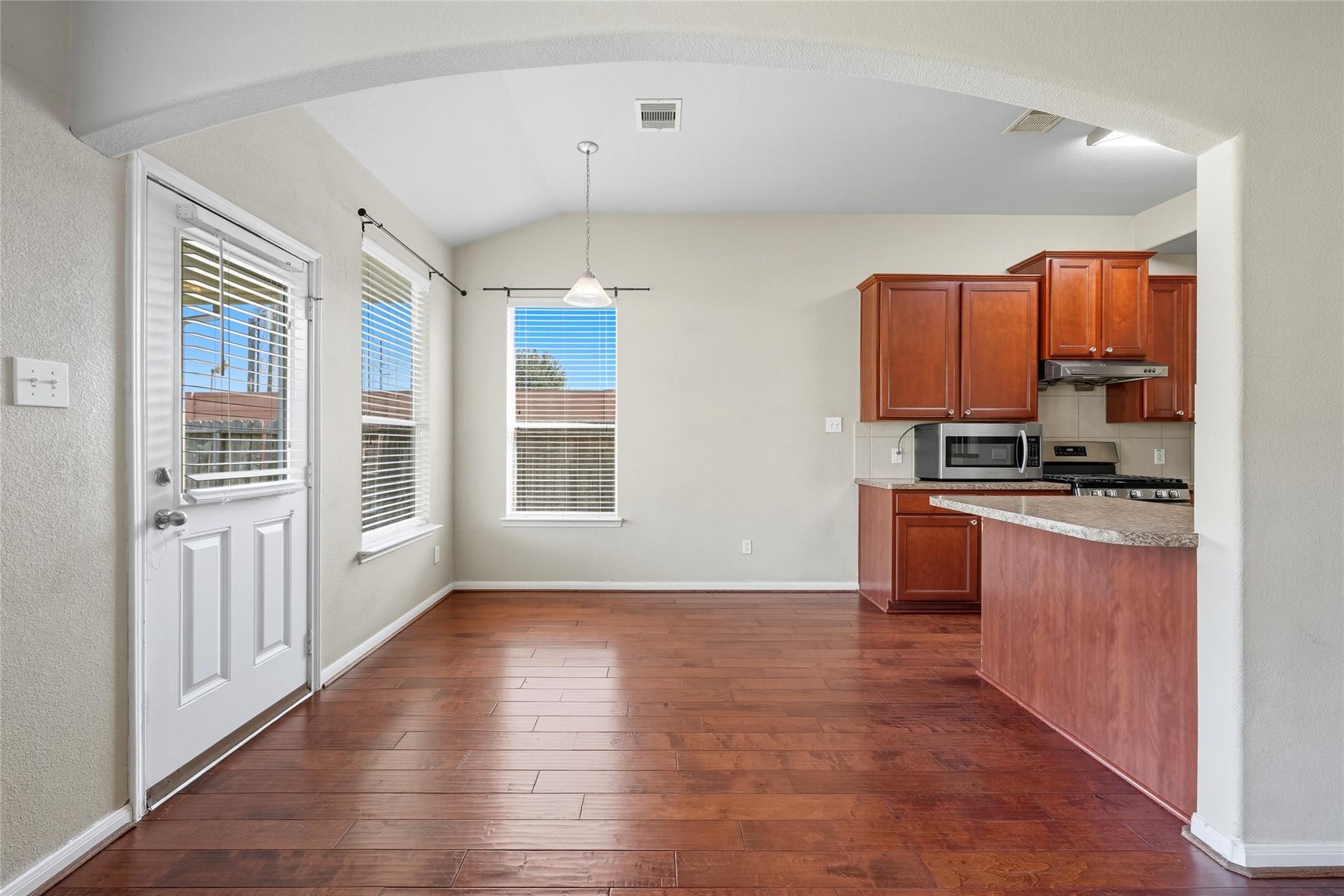 2551 Marquette Trail