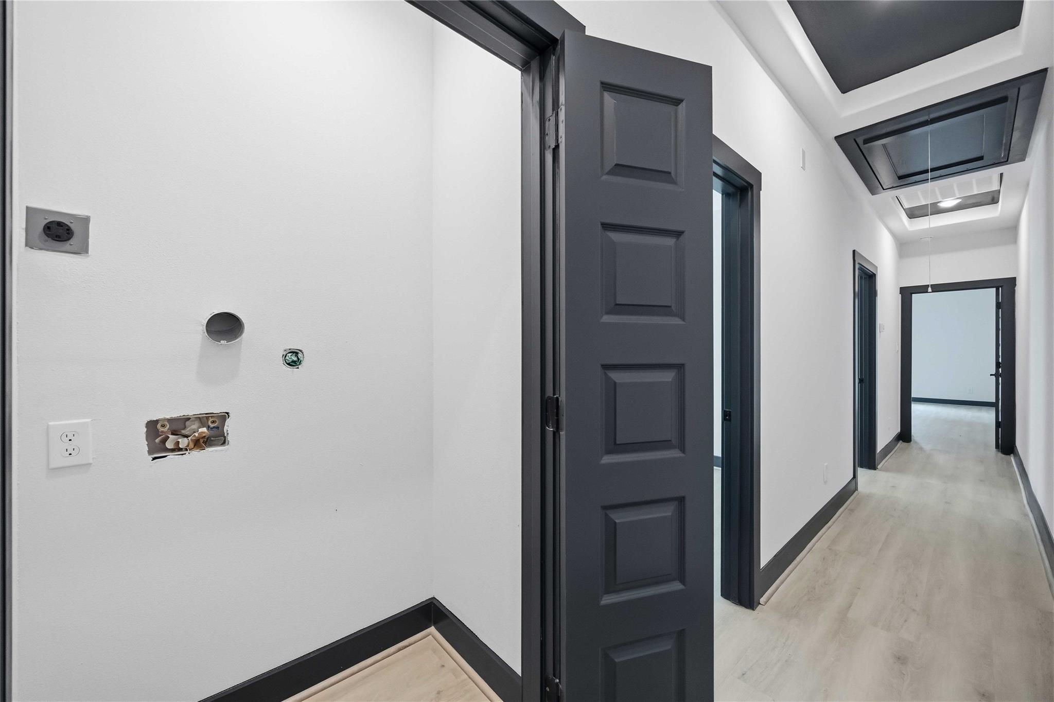 4335 Alvin Street Unit: A/B
