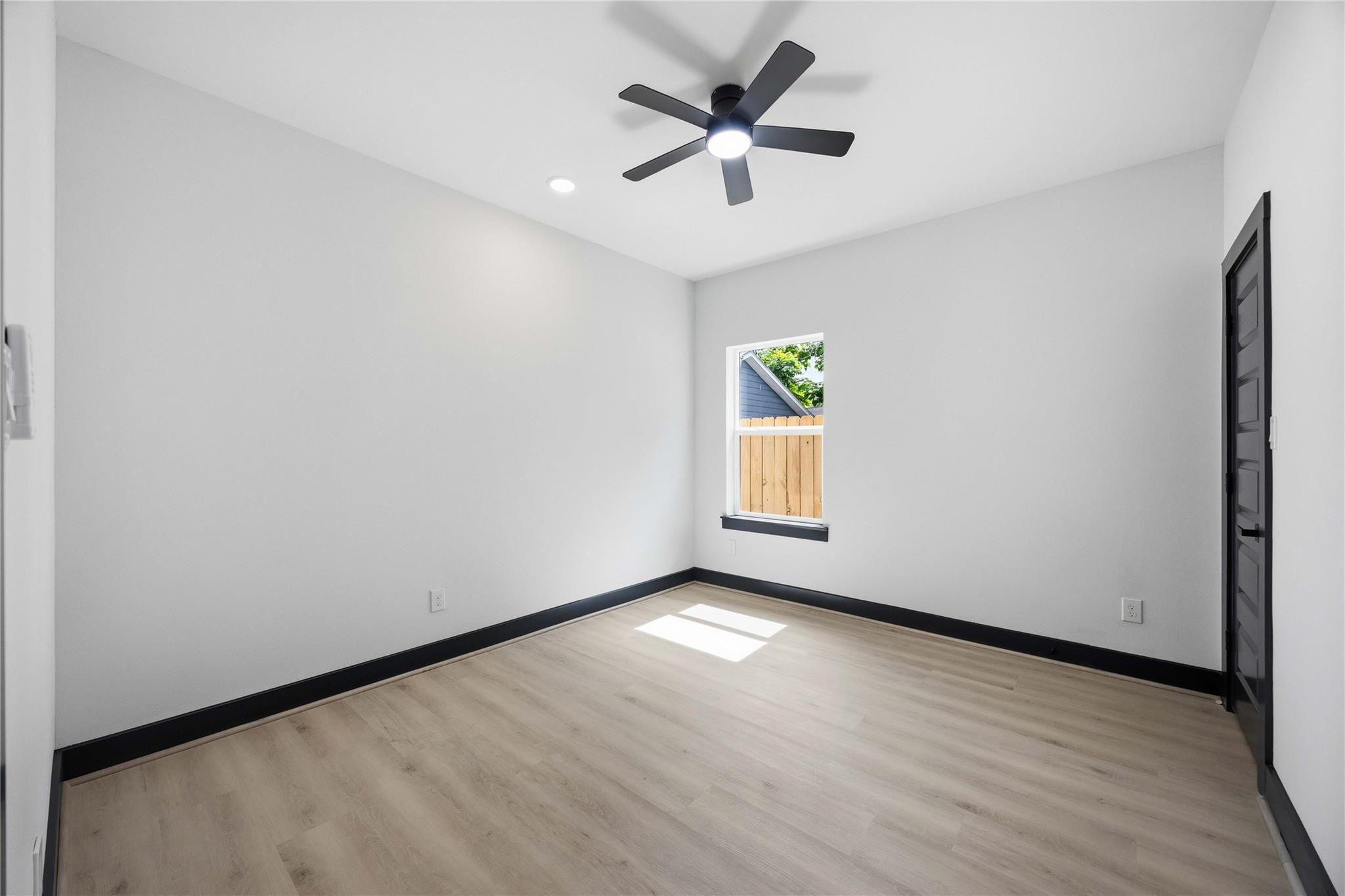 4335 Alvin Street Unit: A/B