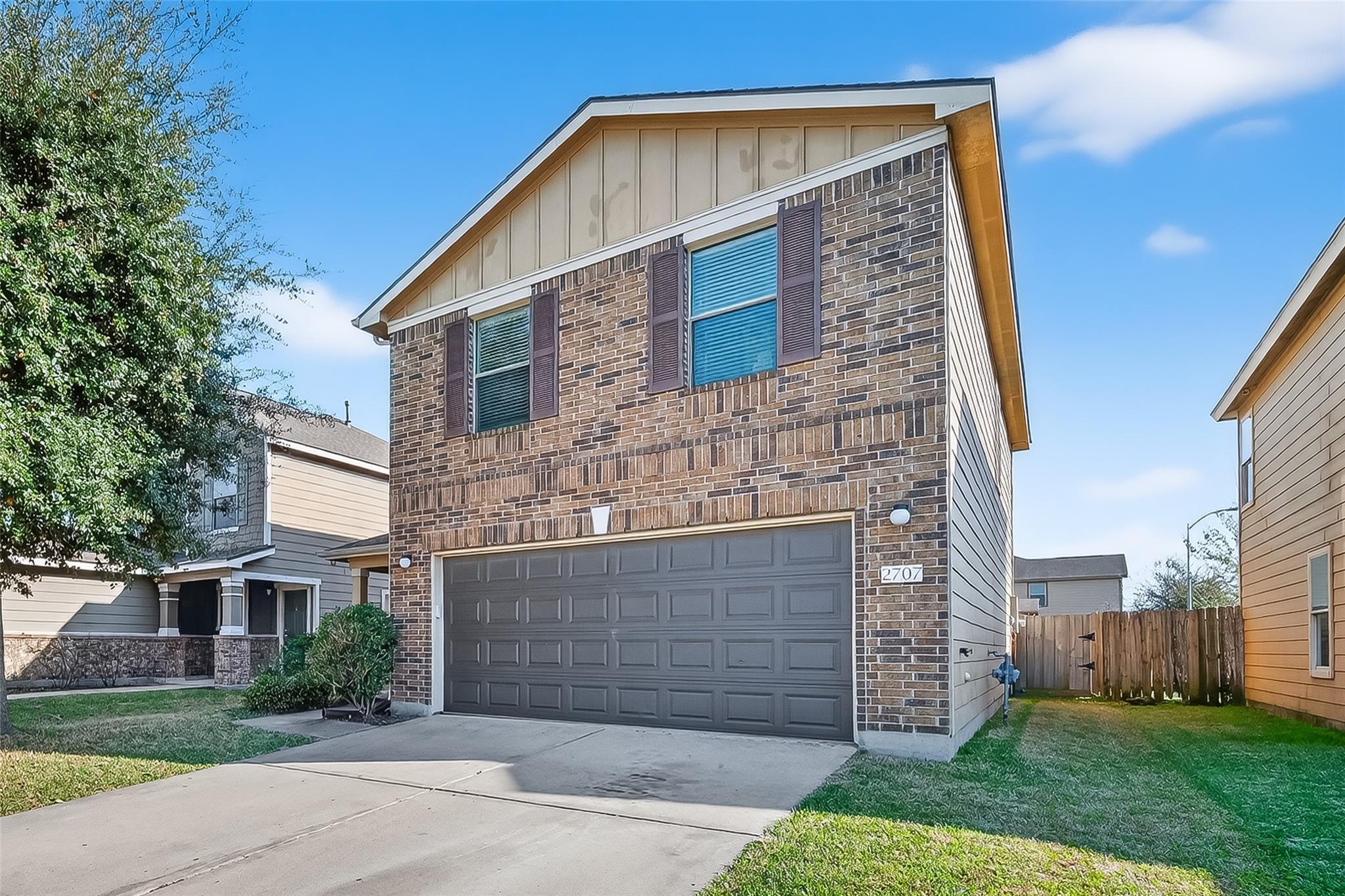 2707 Piney Lake Court