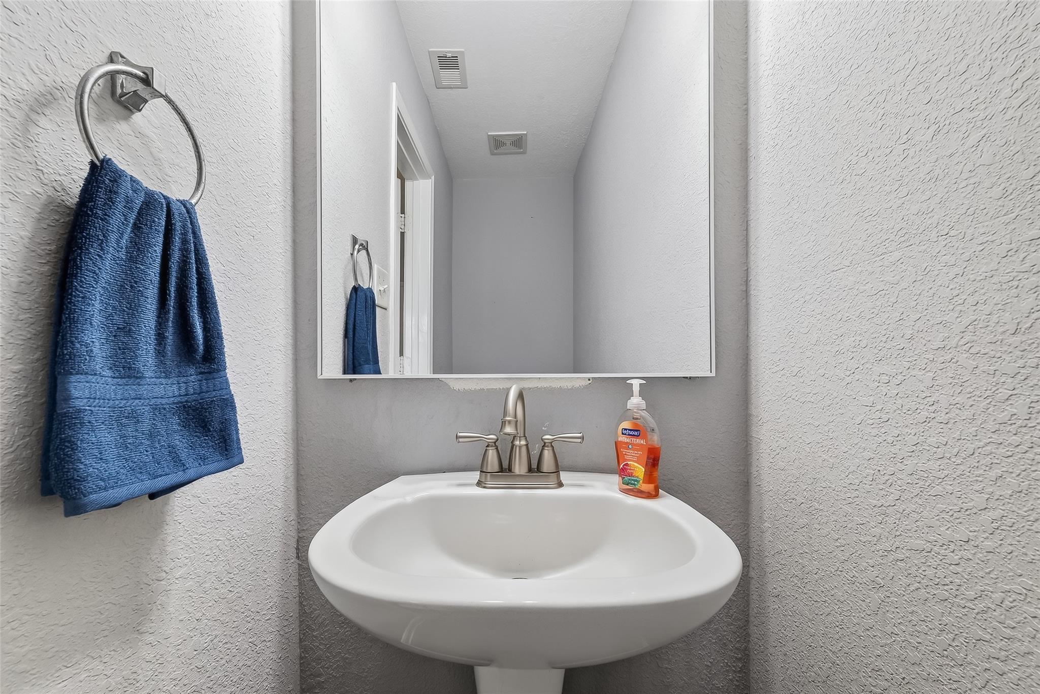 2707 Piney Lake Court