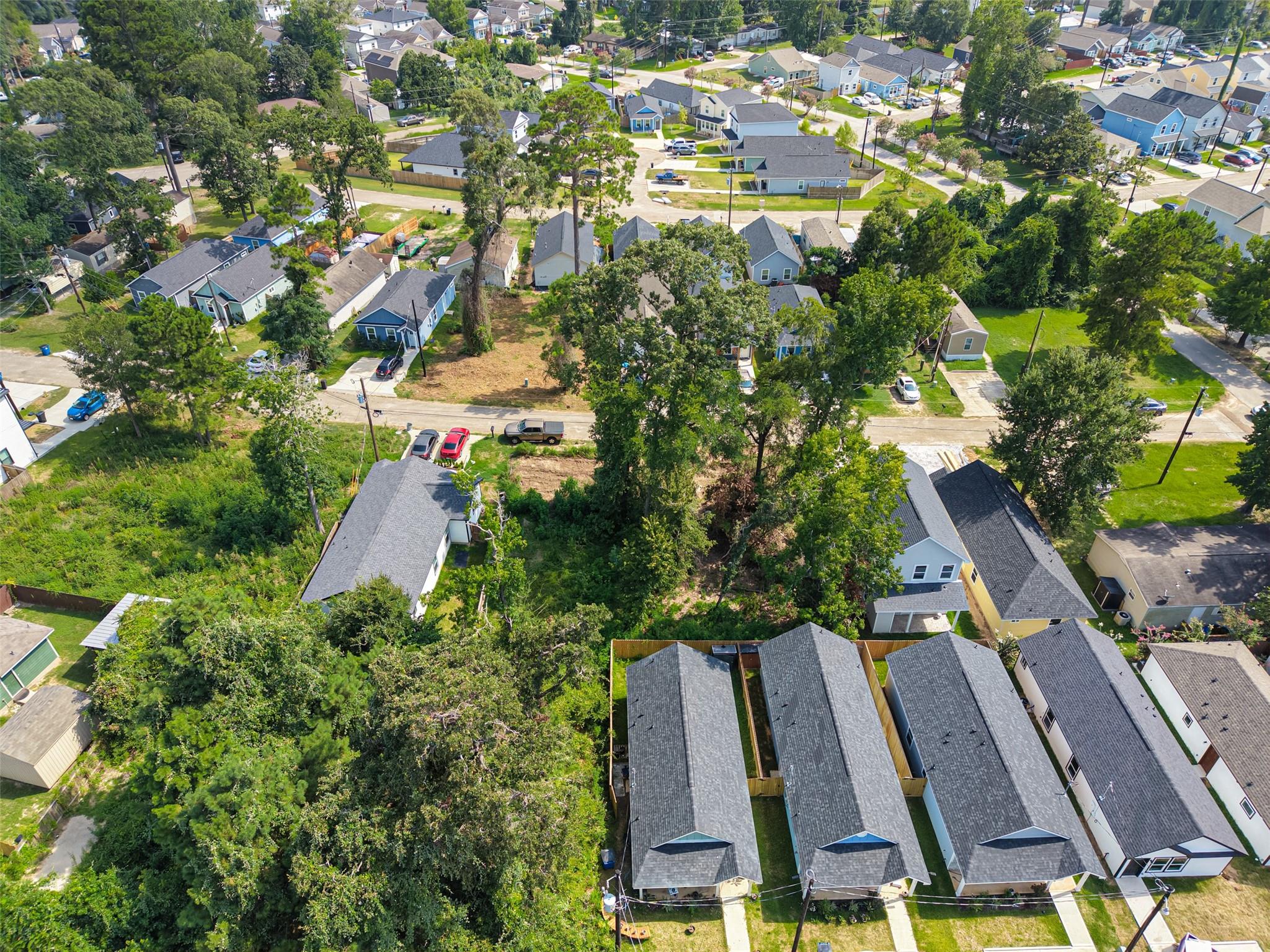16712 E Ivanhoe