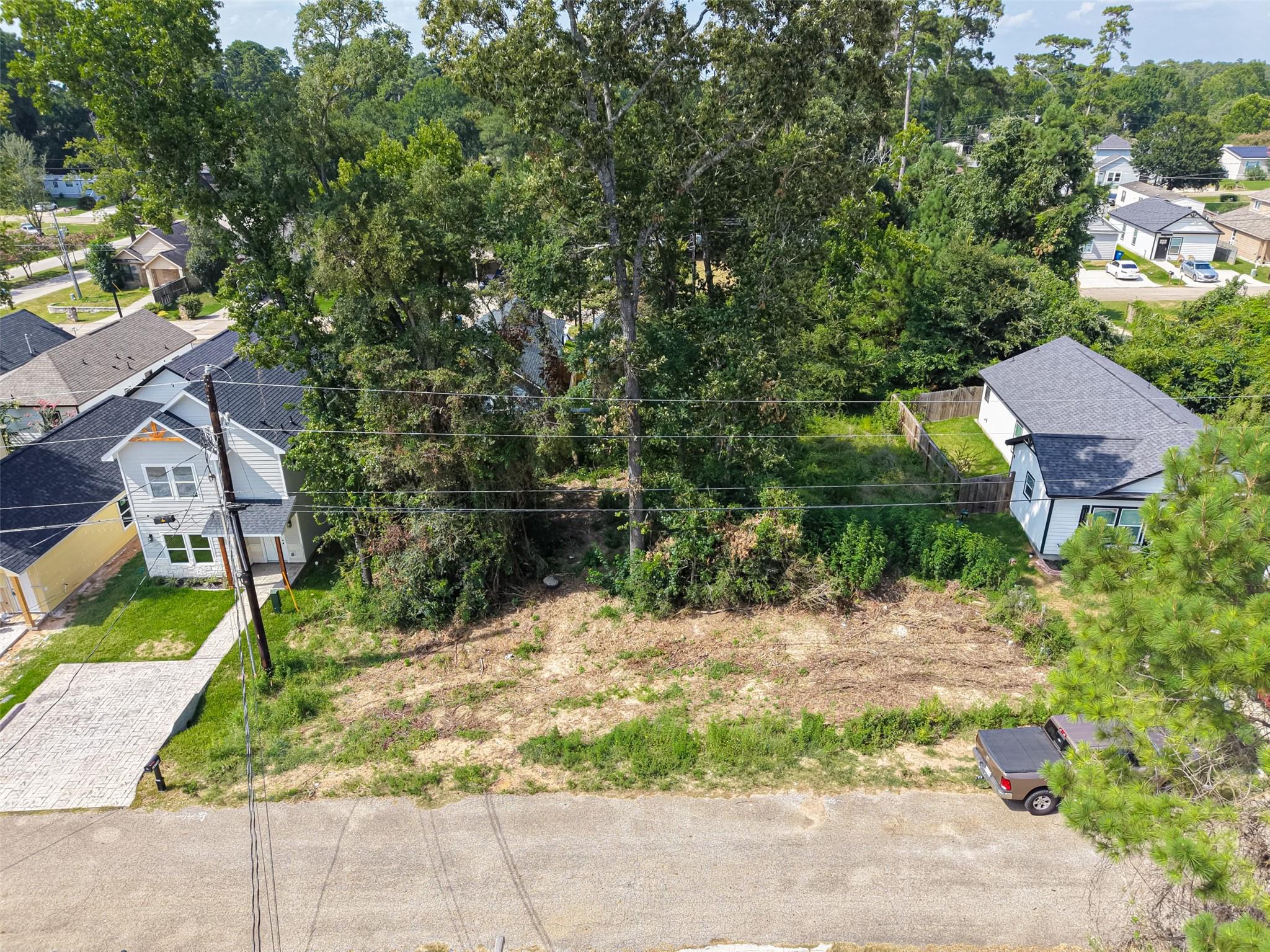 16712 E Ivanhoe