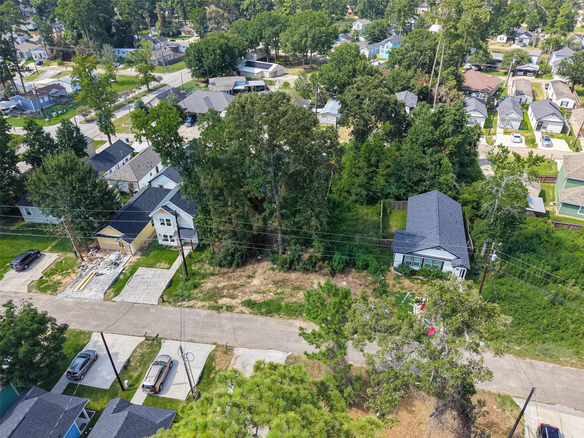 16712 E Ivanhoe