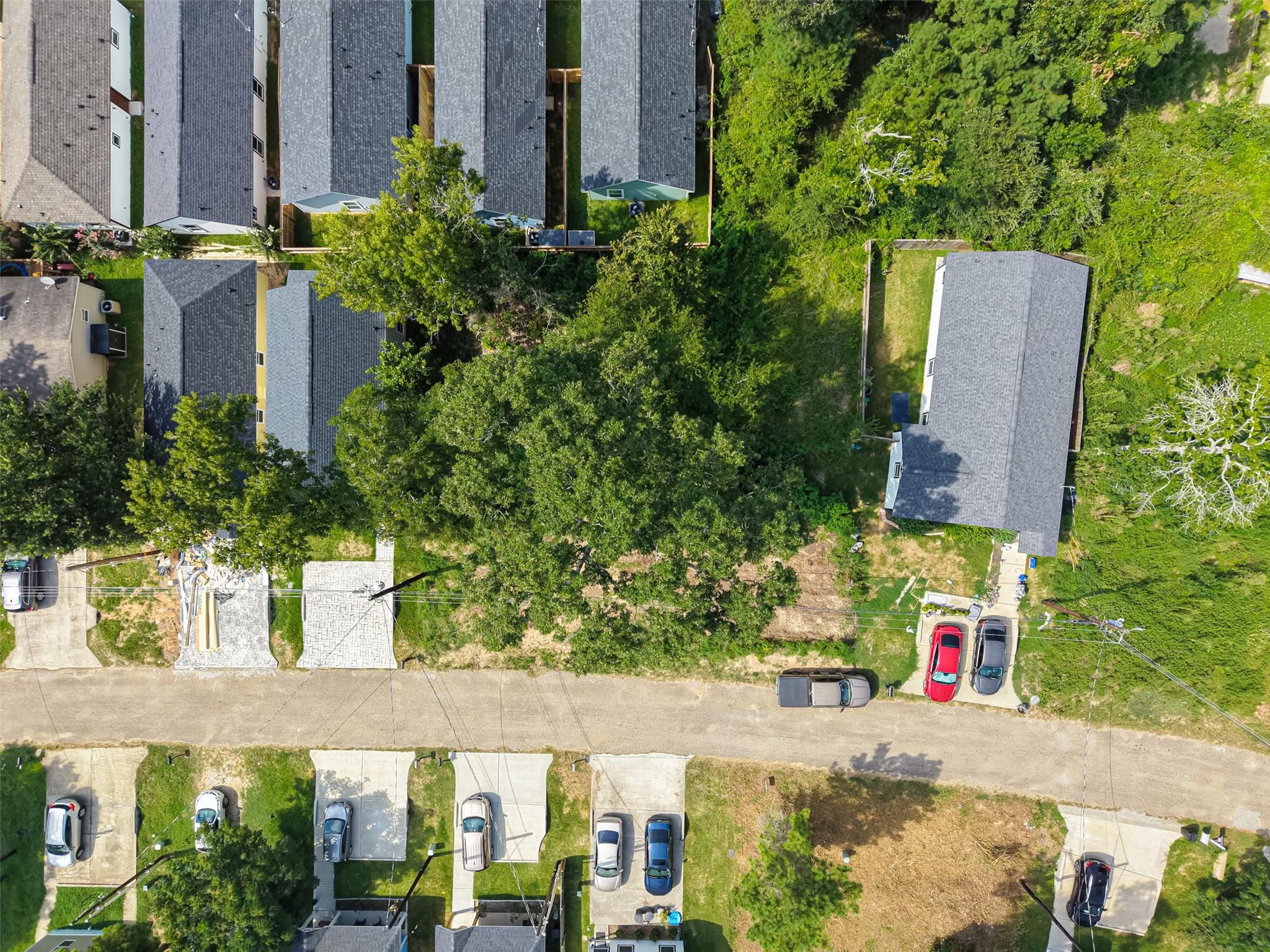 16712 E Ivanhoe